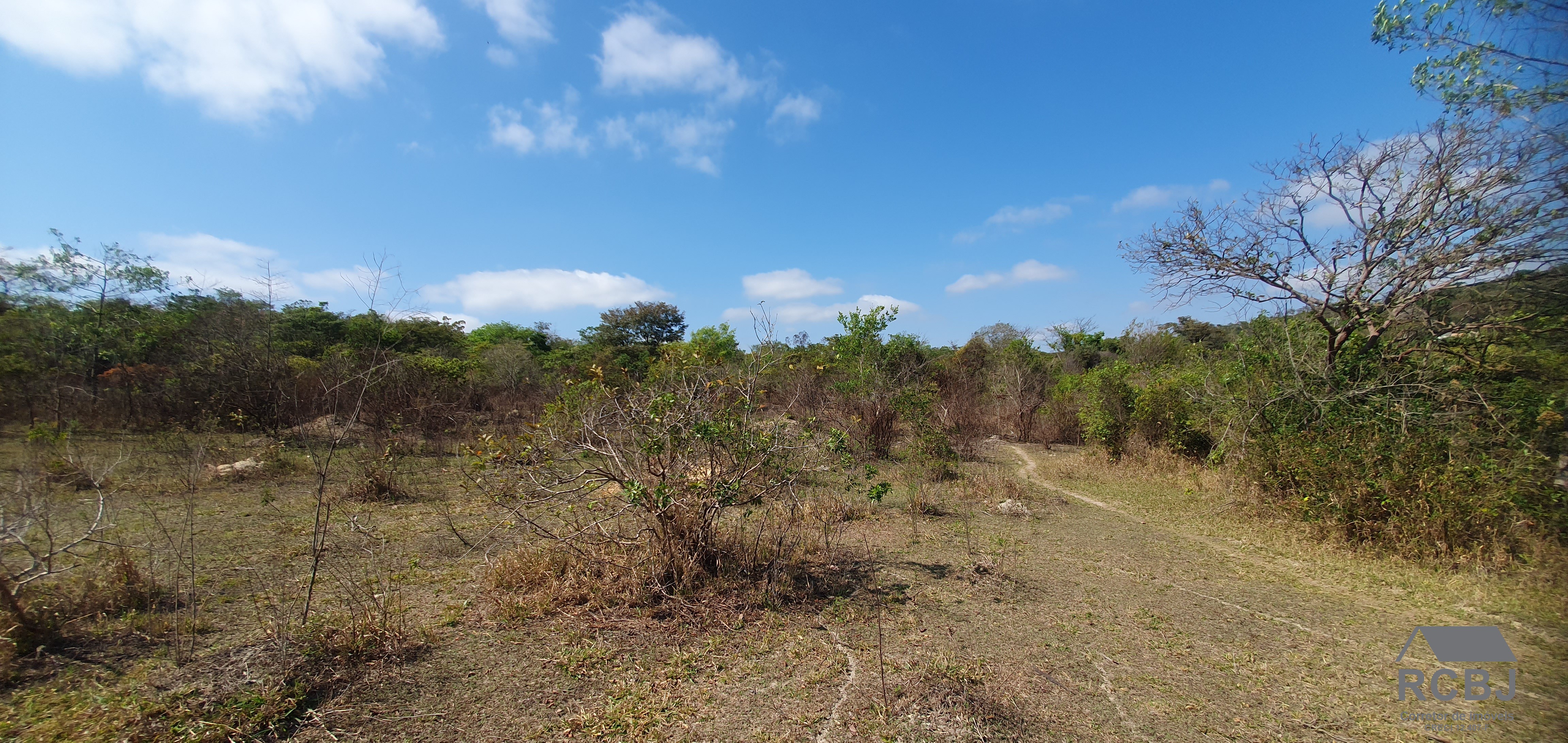 Area comercial em esmeraldas - mg, novo retiro