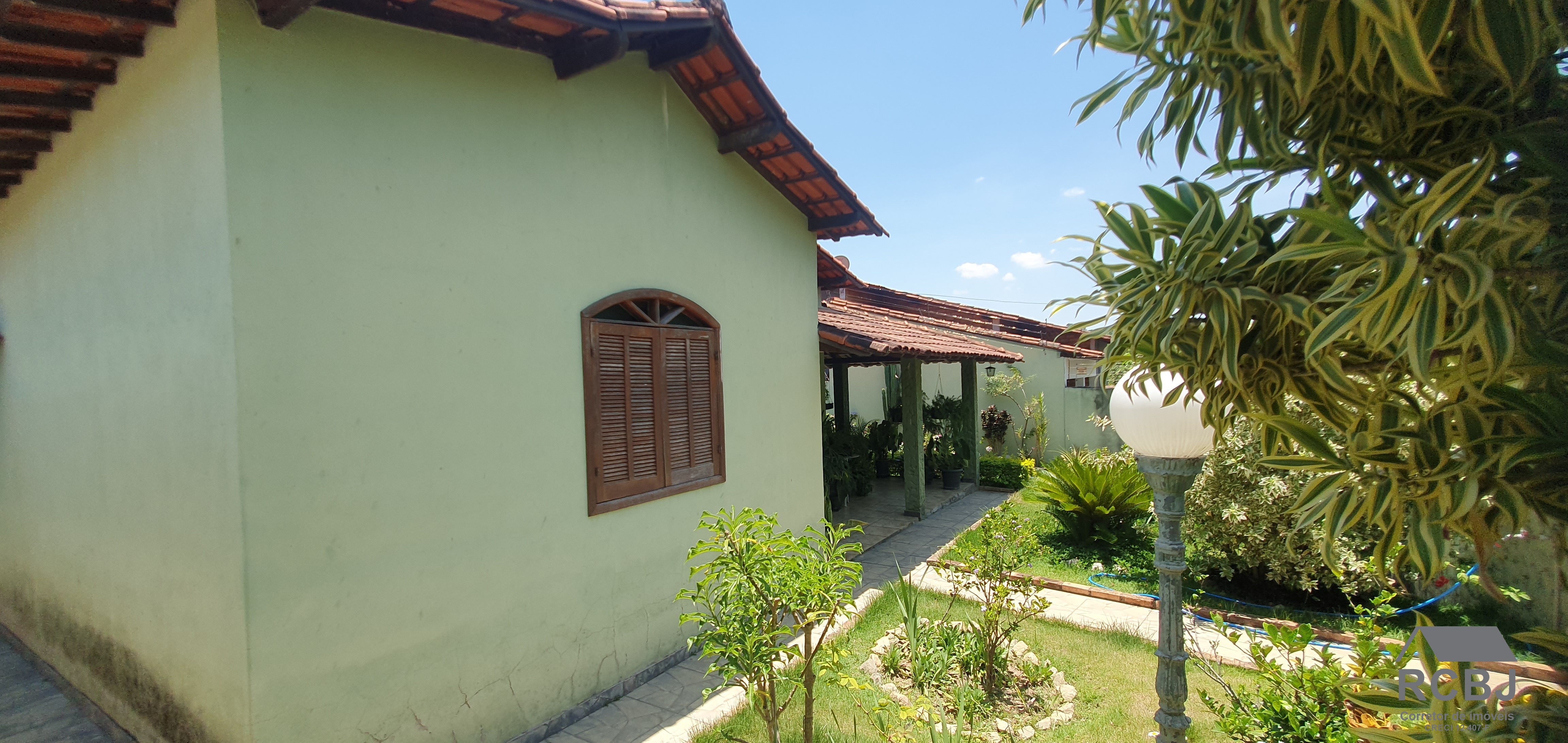 Casa residencial em esmeraldas - mg, fernão dias