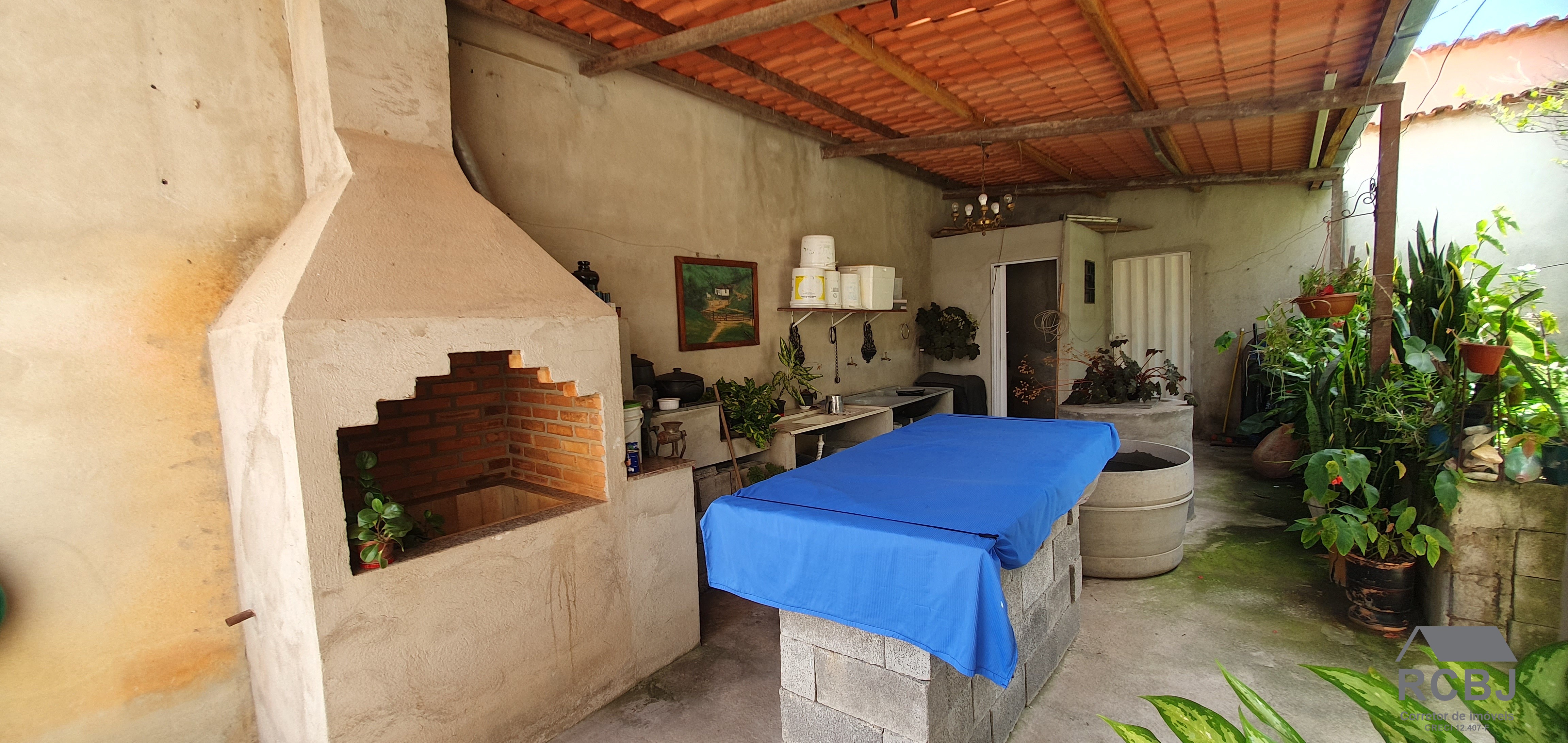 Casa comercial em esmeraldas - mg, novo retiro