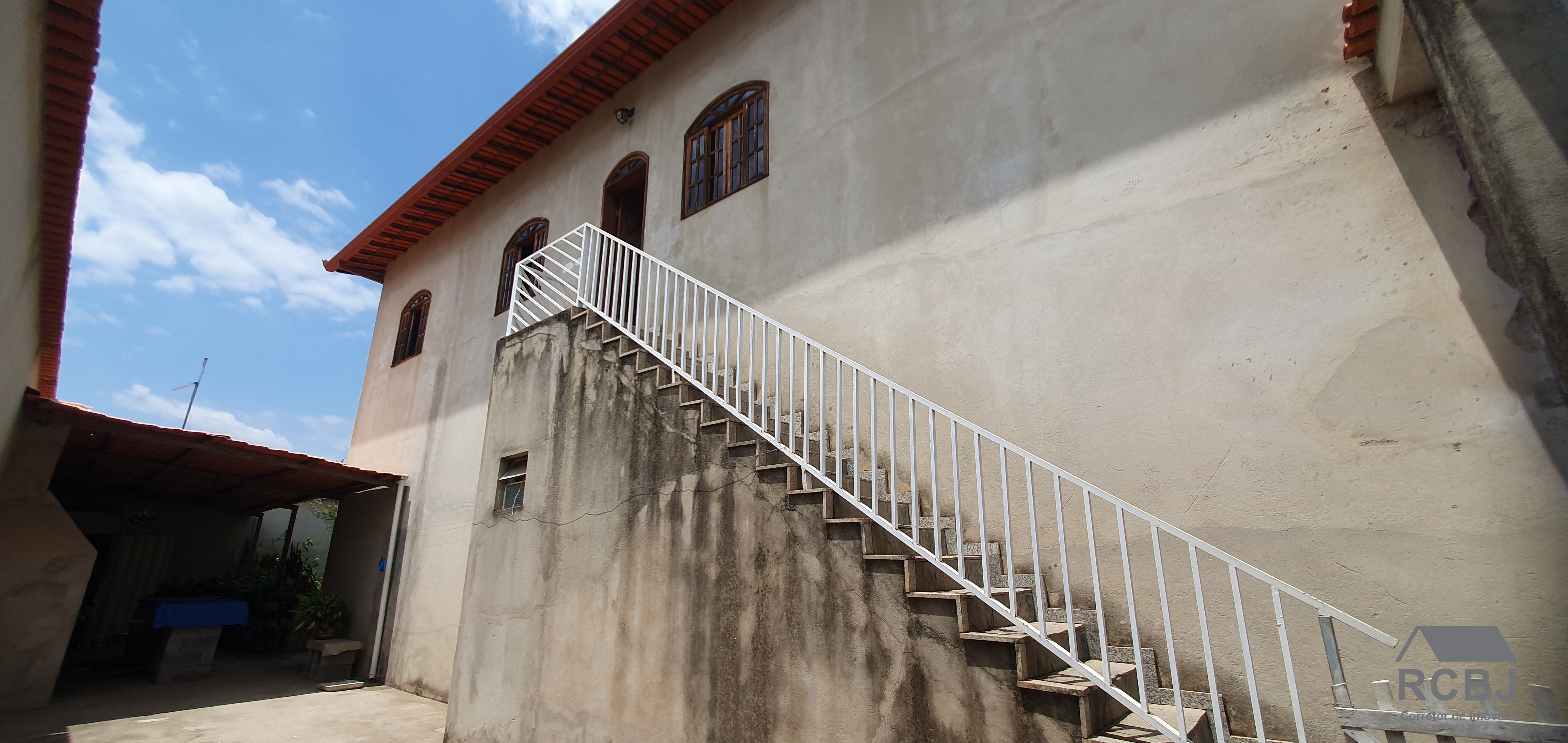 Casa comercial em esmeraldas - mg, novo retiro
