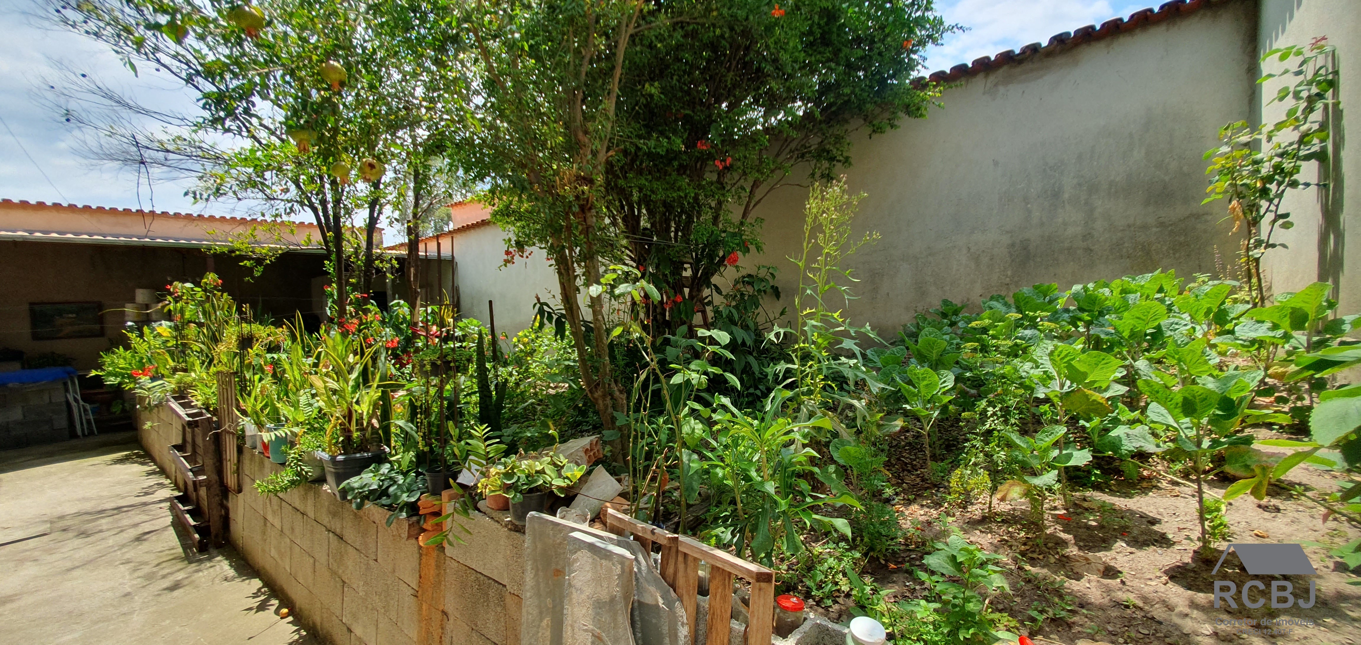 Casa comercial em esmeraldas - mg, novo retiro