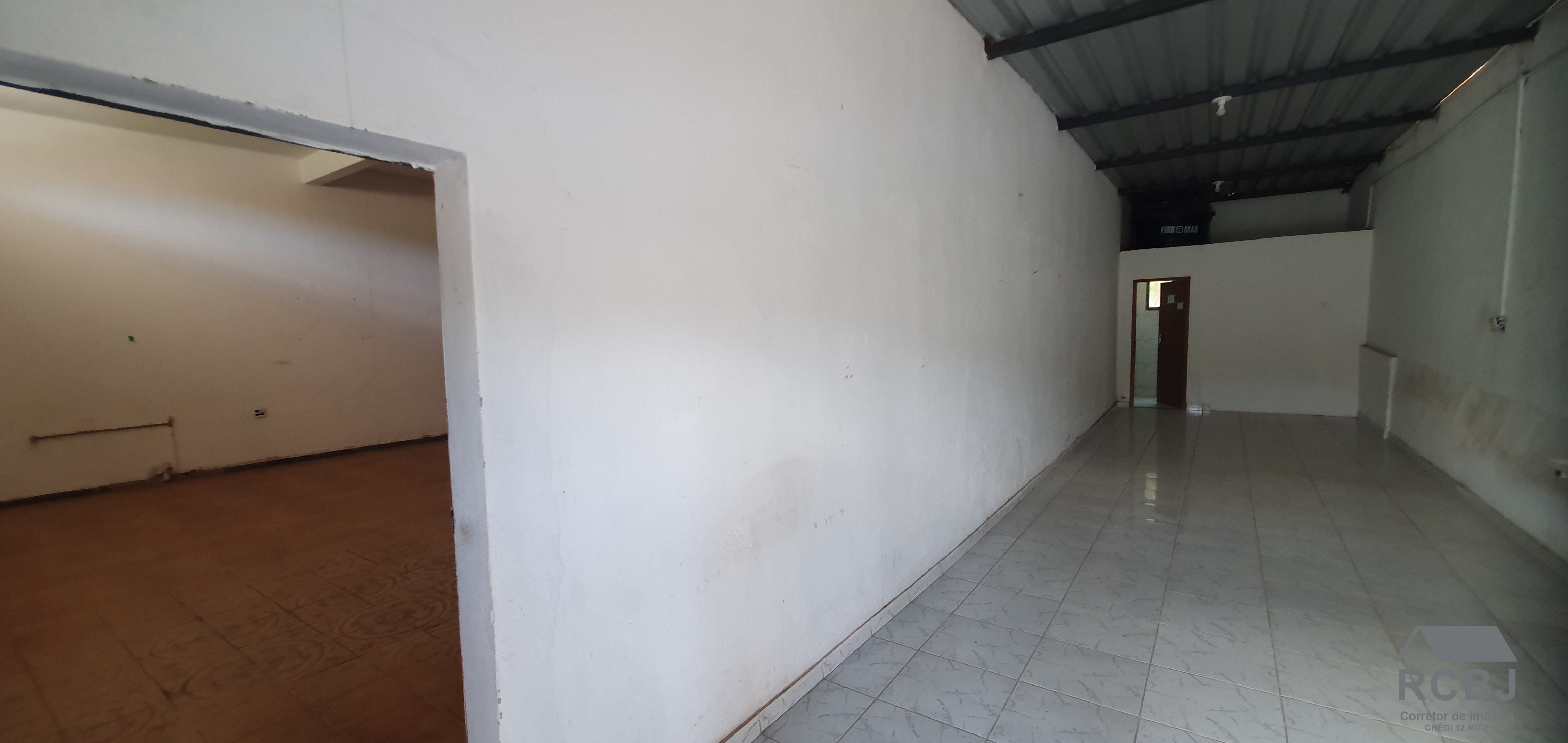 Casa comercial em esmeraldas - mg, novo retiro