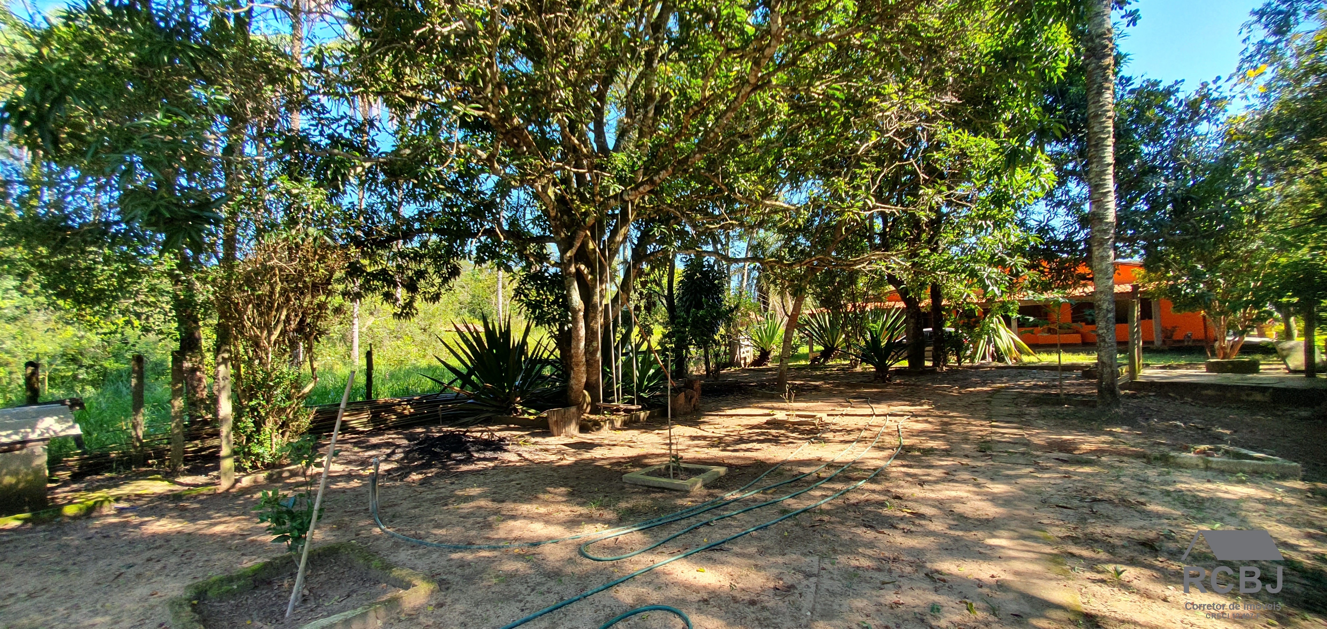 Sitio rural em esmeraldas - mg, parque do girassol