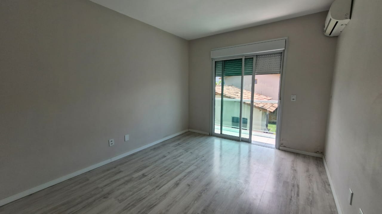 Casa com 3 Dormitórios para alugar, 114 m² por R$ 3.500,00 Casa com 3 Dormitórios para alugar, 114 m² por R$ 3.500,00