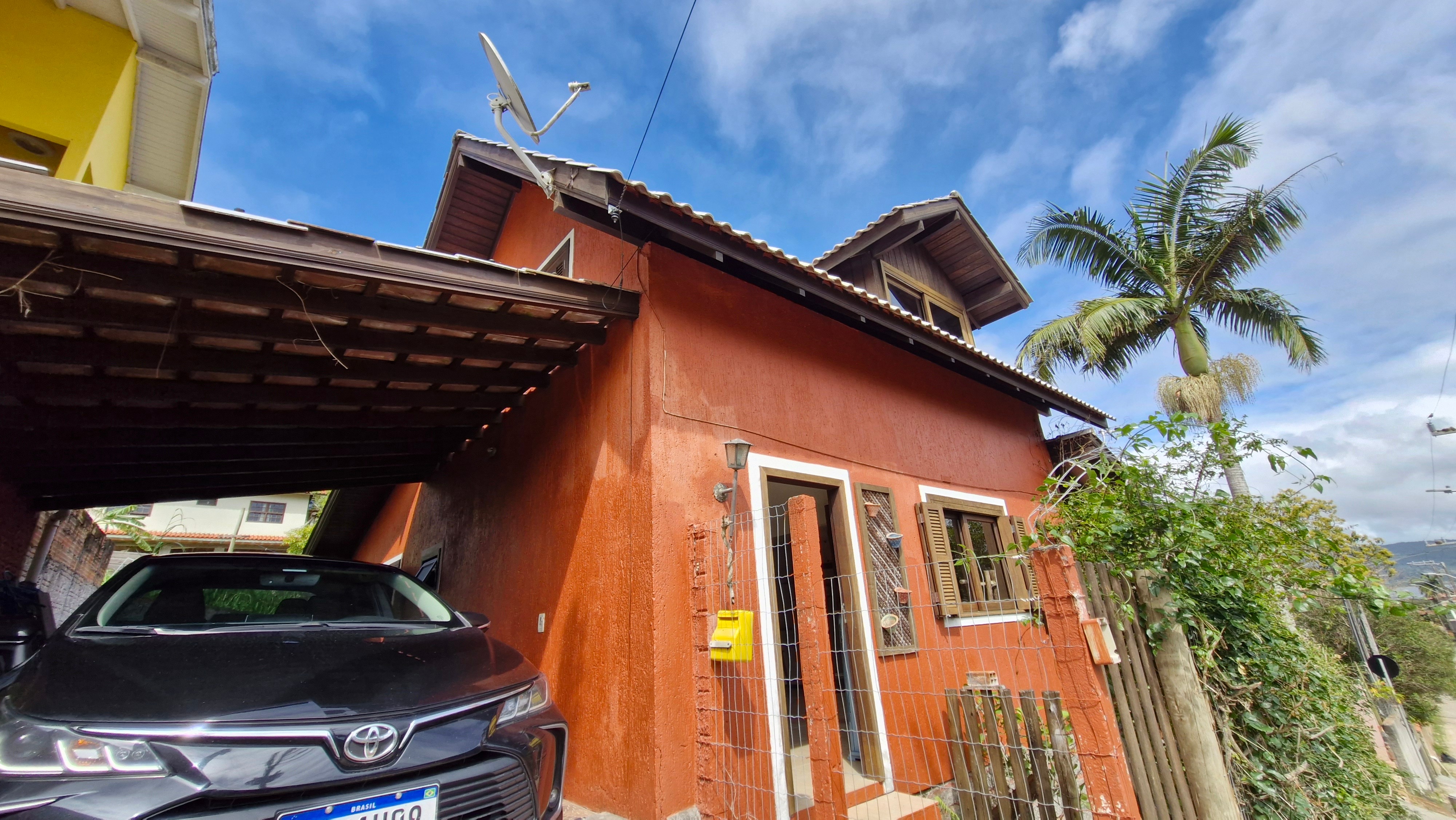 Casa com 3 Dormitórios à venda, 180 m² por R$ 1.300.000,00 Casa com 3 Dormitórios à venda, 180 m² por R$ 1.300.000,00