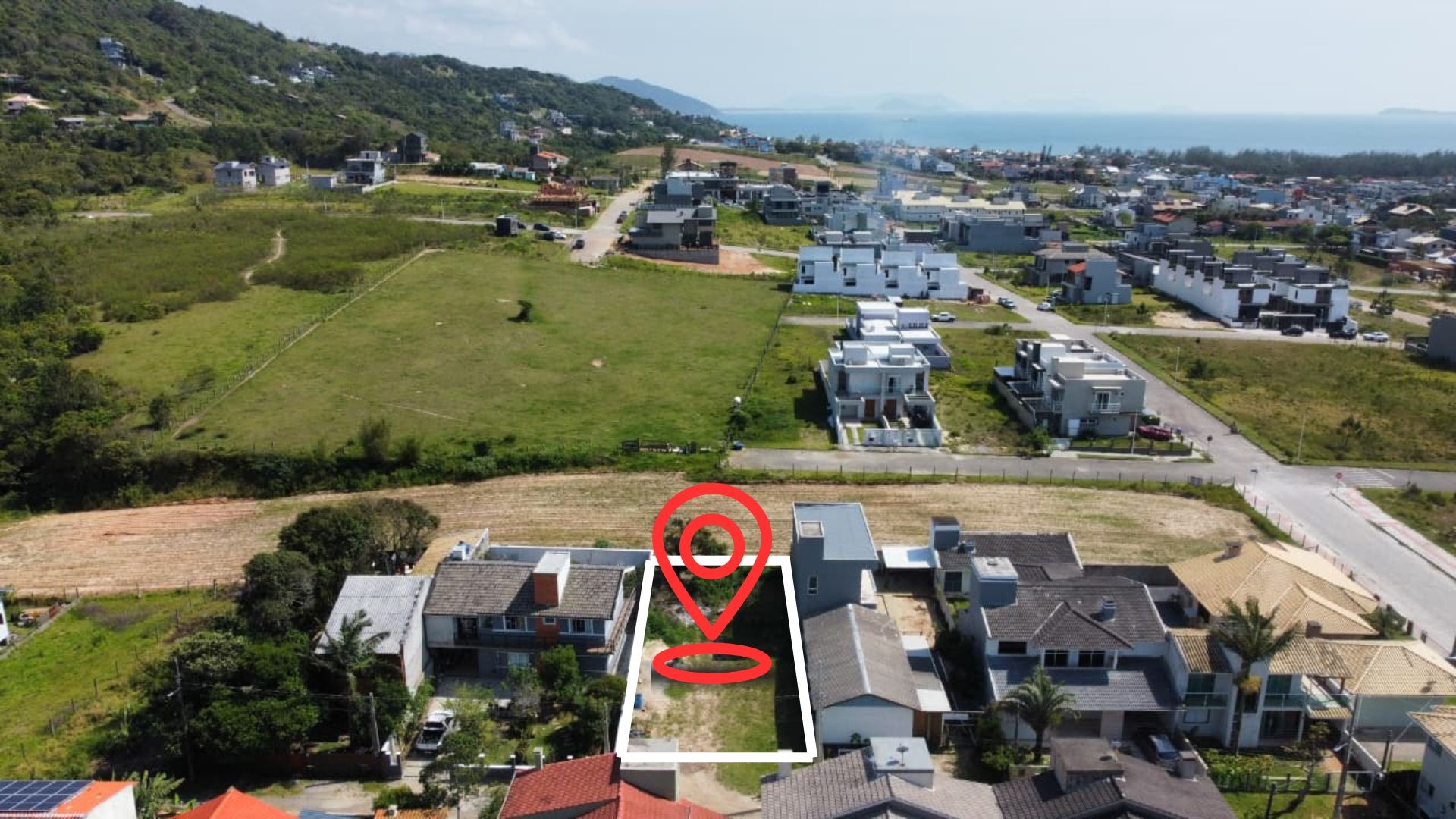 Terreno/Lote à venda  no Centro - Garopaba, SC. Imóveis