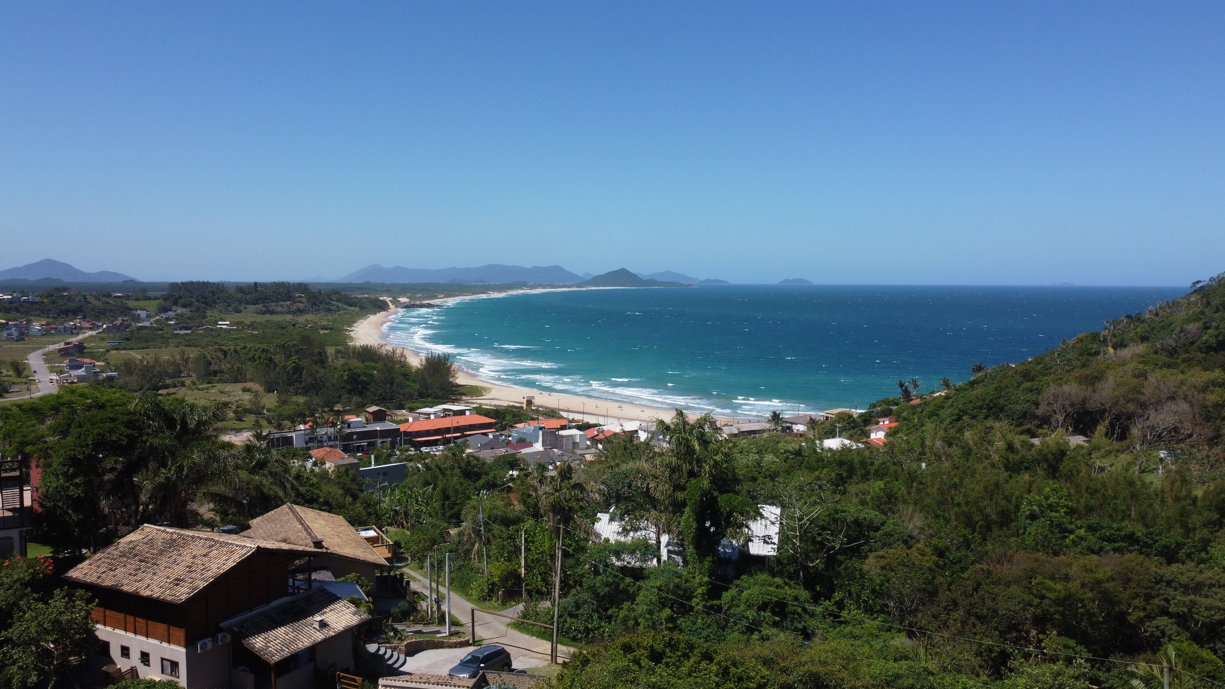 Casa com 2 Dormitórios à venda, 70 m² por R$ 700.000,00 Casa com 2 Dormitórios à venda, 70 m² por R$ 700.000,00