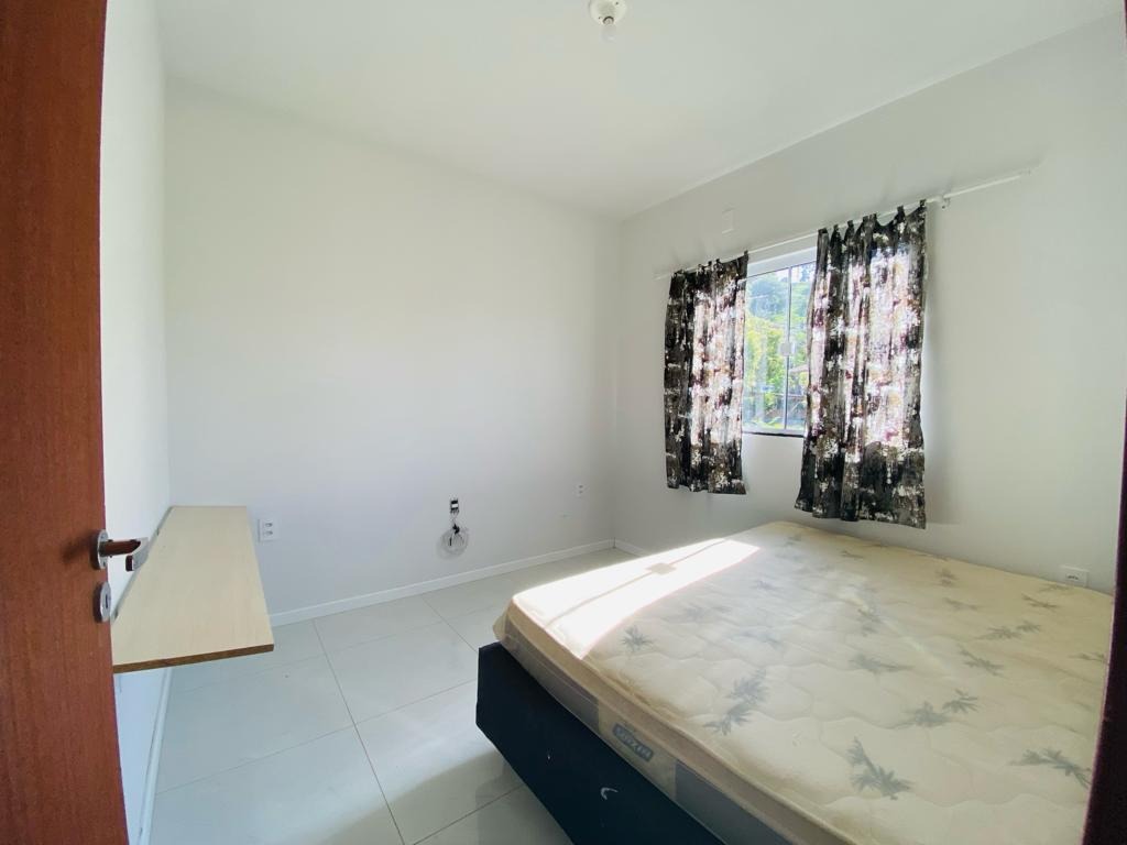 Casa com 2 Dormitórios à venda, 70 m² por R$ 450.000,00 Casa com 2 Dormitórios à venda, 70 m² por R$ 450.000,00