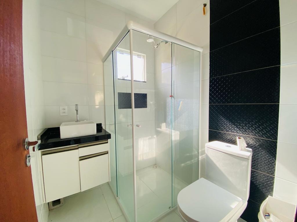 Casa com 2 Dormitórios à venda, 70 m² por R$ 450.000,00 Casa com 2 Dormitórios à venda, 70 m² por R$ 450.000,00