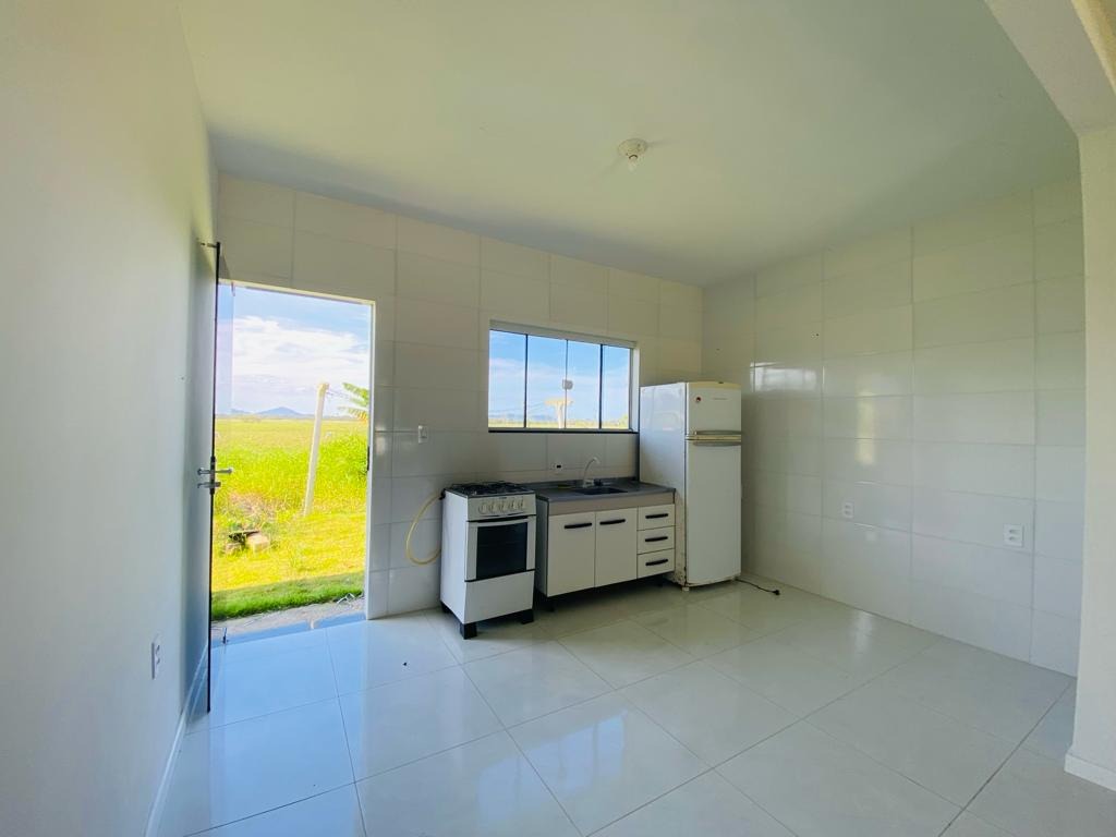 Casa com 2 Dormitórios à venda, 70 m² por R$ 450.000,00 Casa com 2 Dormitórios à venda, 70 m² por R$ 450.000,00