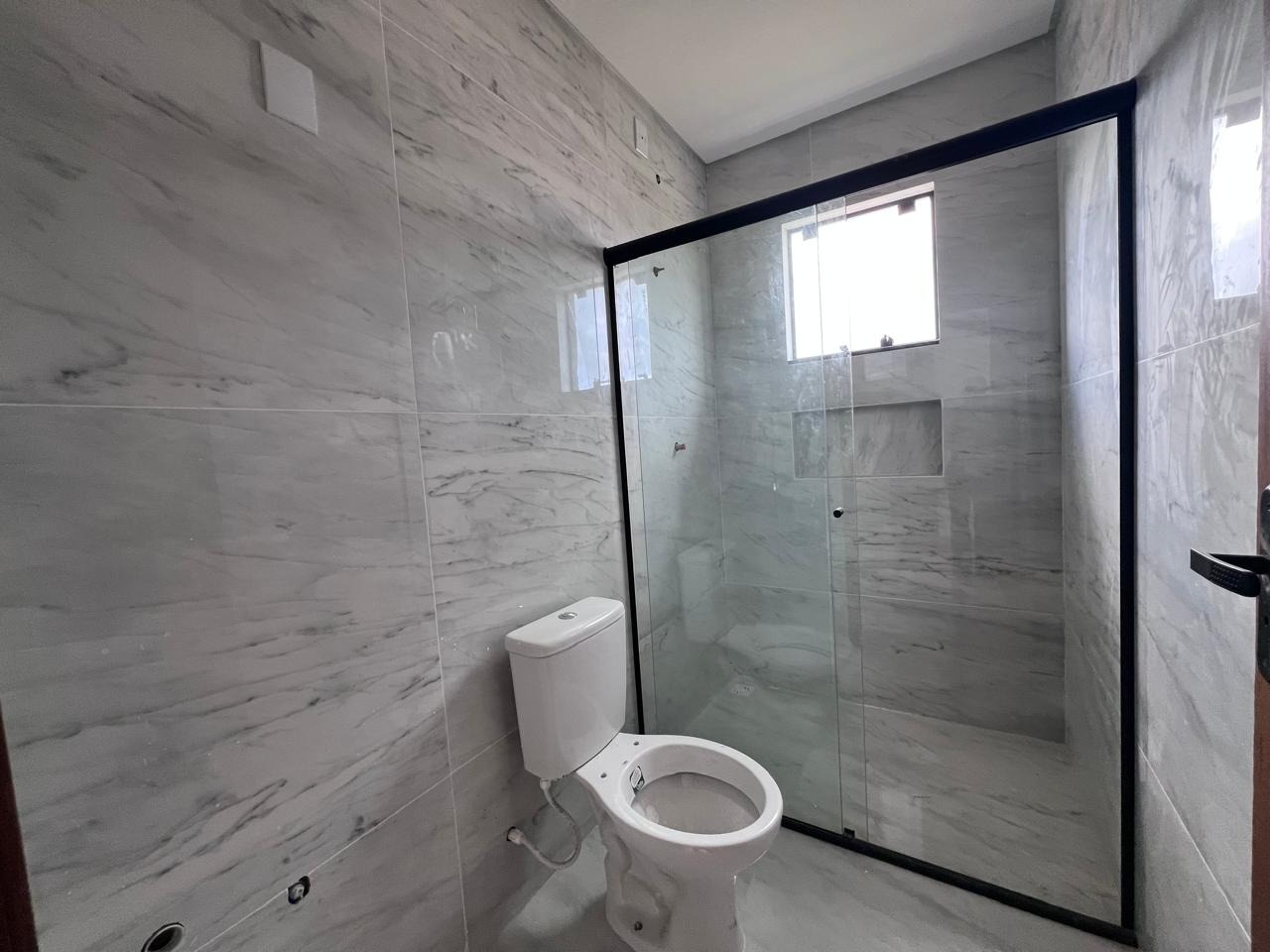 Casa com 2 Dormitórios à venda, 121 m² por R$ 550.000,00 Casa com 2 Dormitórios à venda, 121 m² por R$ 550.000,00