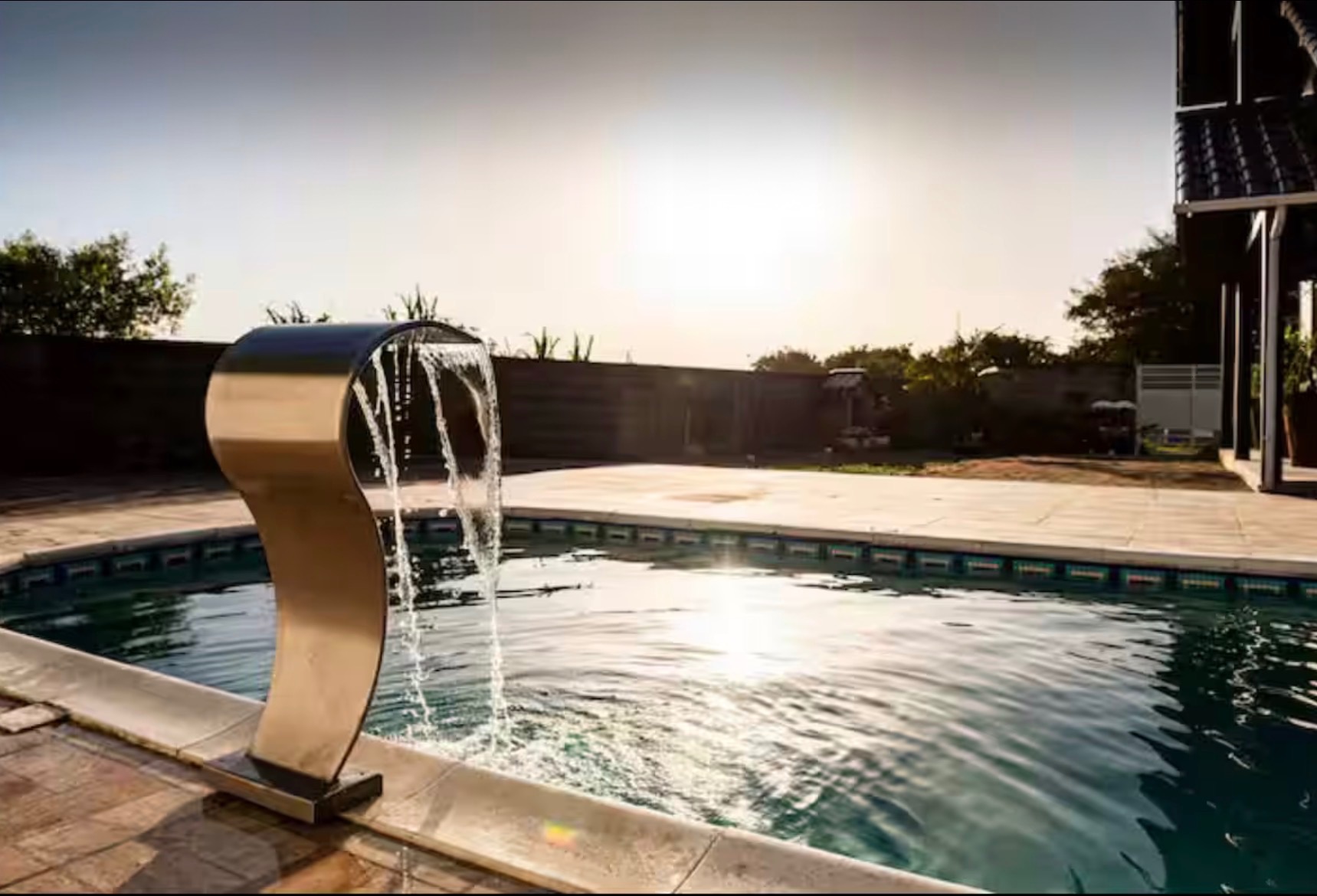 Casa com 4 Dormitórios à venda, 150 m² por R$ 650.000,00 Casa com 4 Dormitórios à venda, 150 m² por R$ 650.000,00