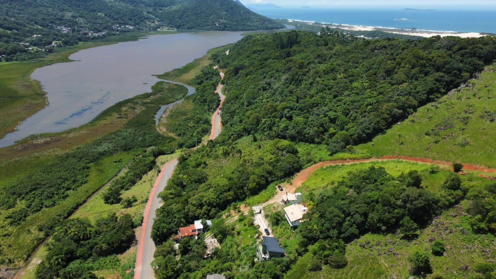 Terreno/Lote à venda  no Macacú - Garopaba, SC. Imóveis