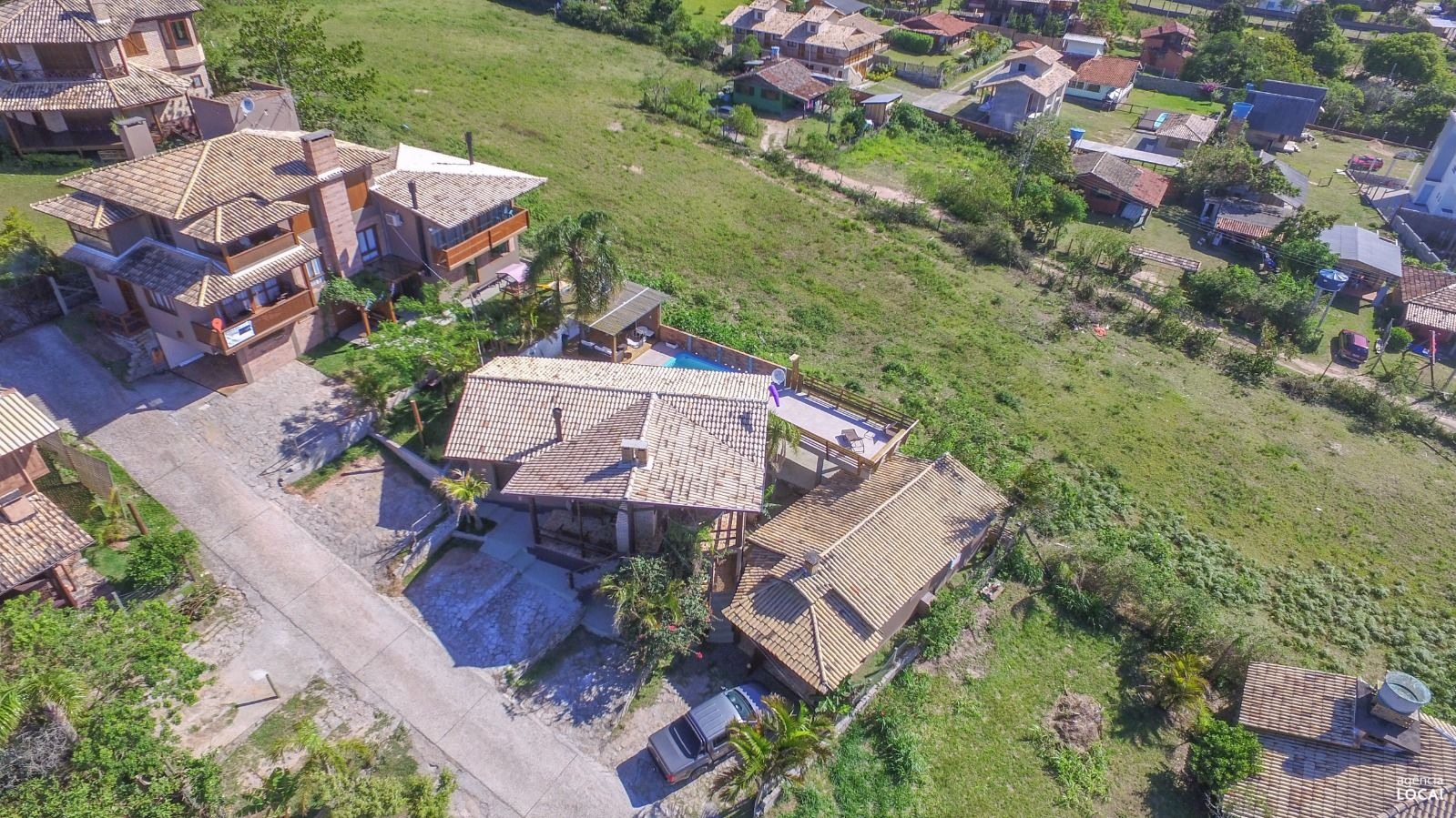 Pousada/chalé à venda  no Praia do Rosa - Garopaba, SC. Imóveis