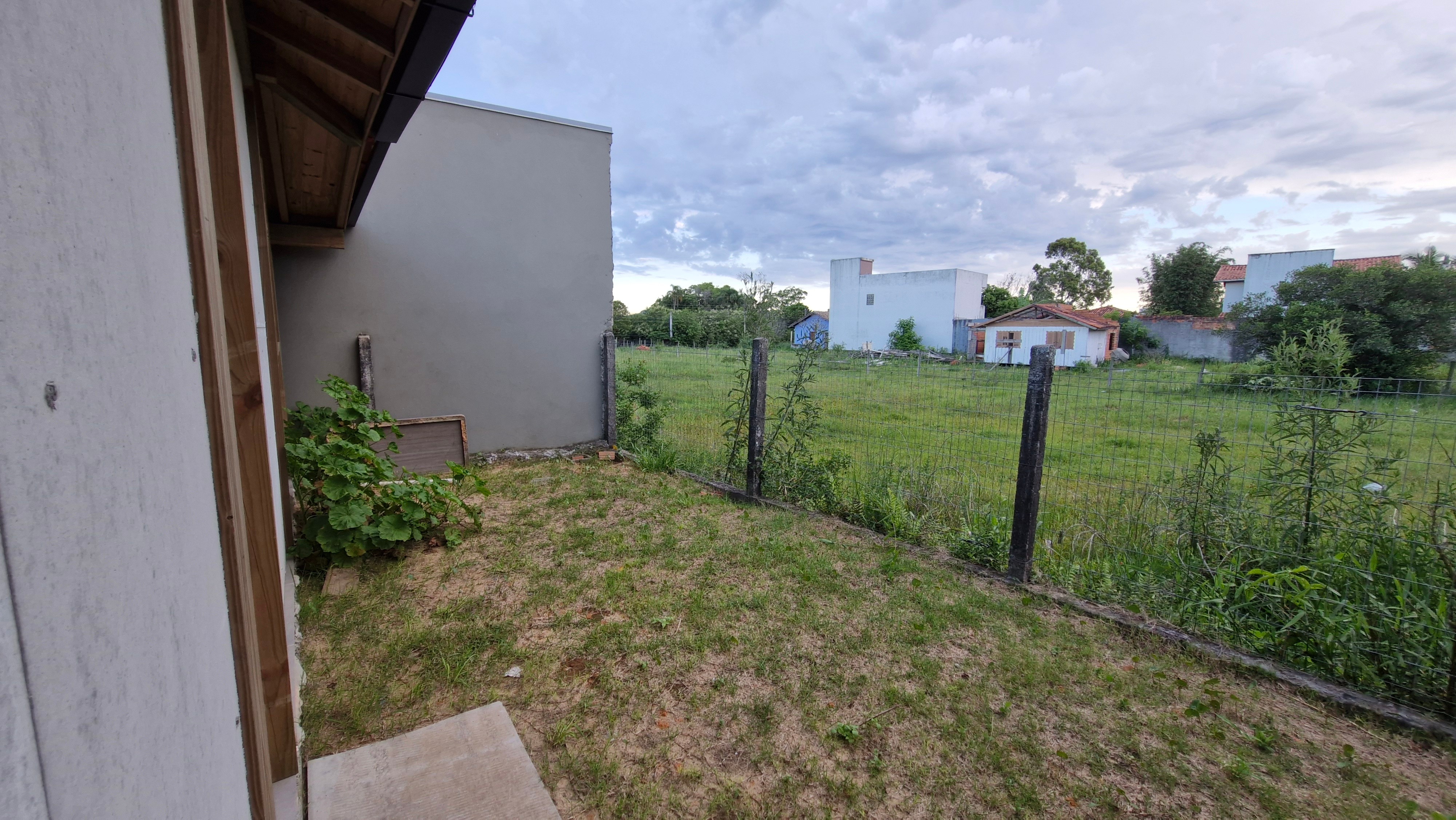 Casa com 2 Dormitórios à venda, 70 m² por R$ 389.000,00 Casa com 2 Dormitórios à venda, 70 m² por R$ 389.000,00