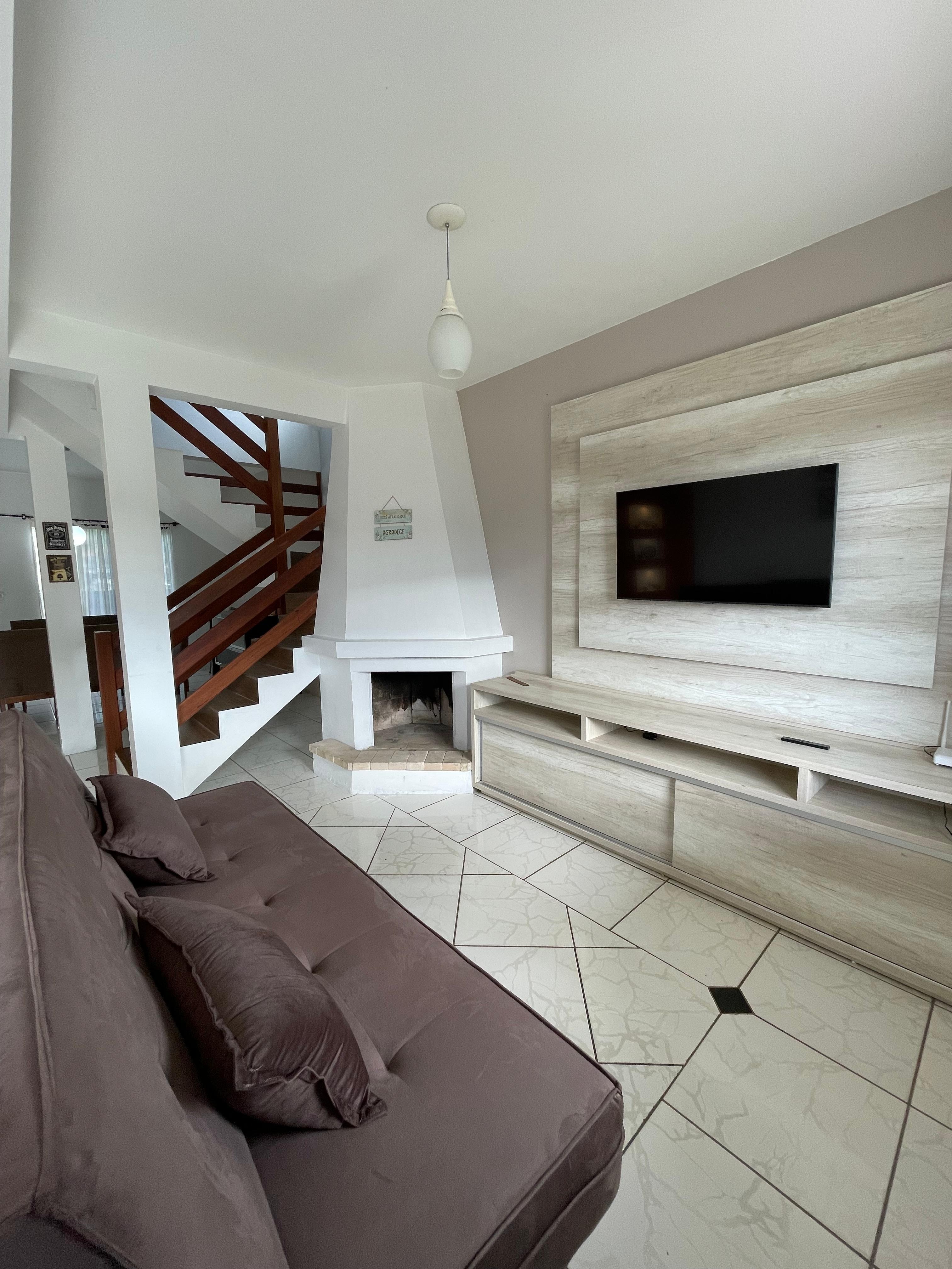 Casa para alugar  no Centro - Garopaba, SC. Imóveis