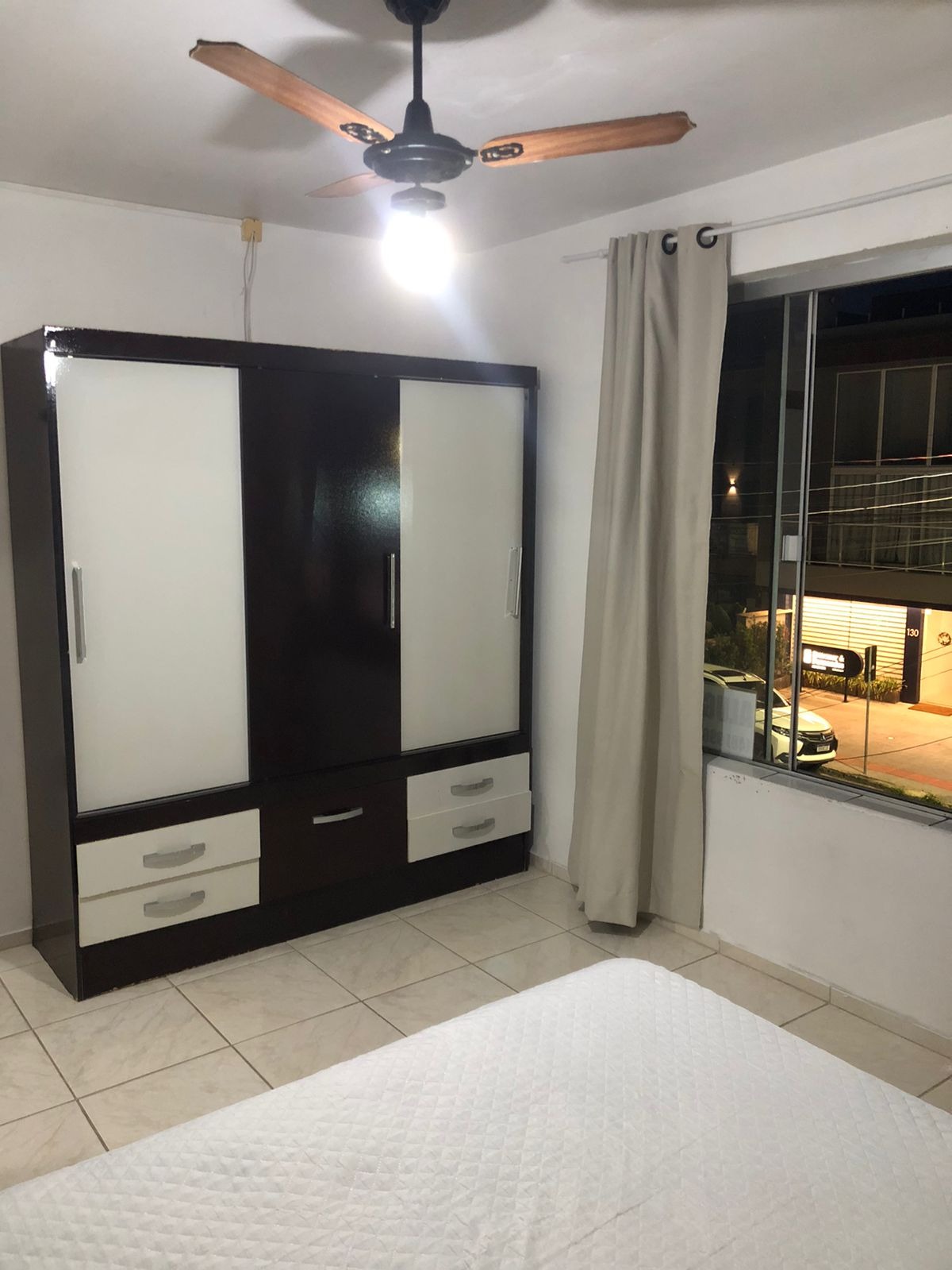 Apartamento com 1 Dormitórios para alugar, 1 m² por R$ 2.450,00 Apartamento com 1 Dormitórios para alugar, 1 m² por R$ 2.450,00