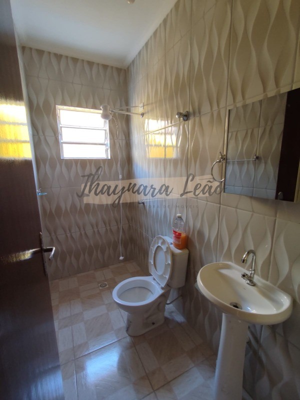 Casa com piscina 2 dormitorios no jardim praia grande em mon
