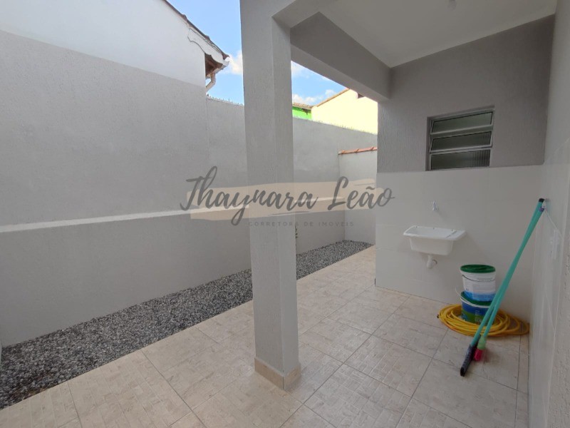 Casa com 2 dorms, balneário plataforma, mongaguá - R$ 320 mi