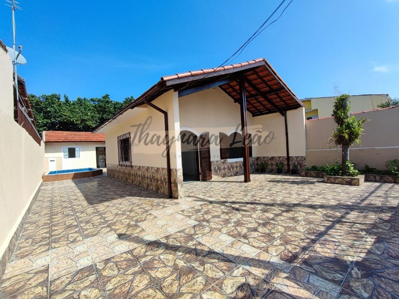 Casa lote inteiro em mongaguá, itaoca 3 dorms 1 suite 114m² 