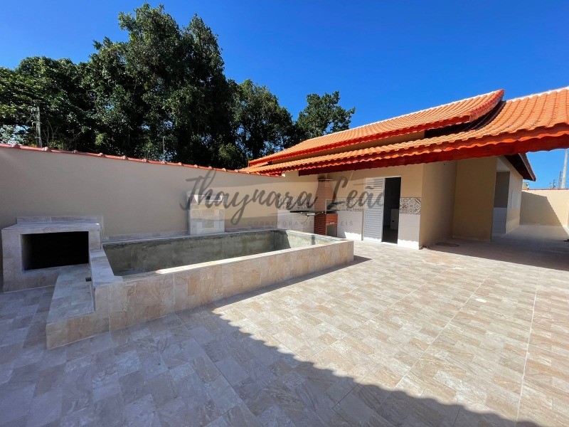 Casa nova em Itanhaém, santa terezinha 2 dormitórios 1 suíte, 3 vagas