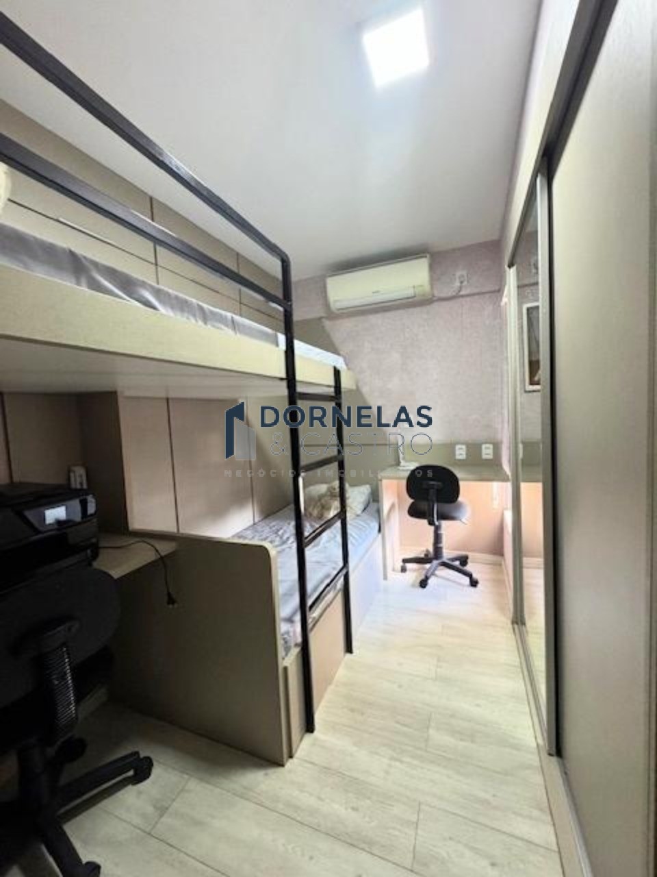 Fica tudo apartamento com reforma de alto padrão 2 quartos edifício guará nobre guará ii