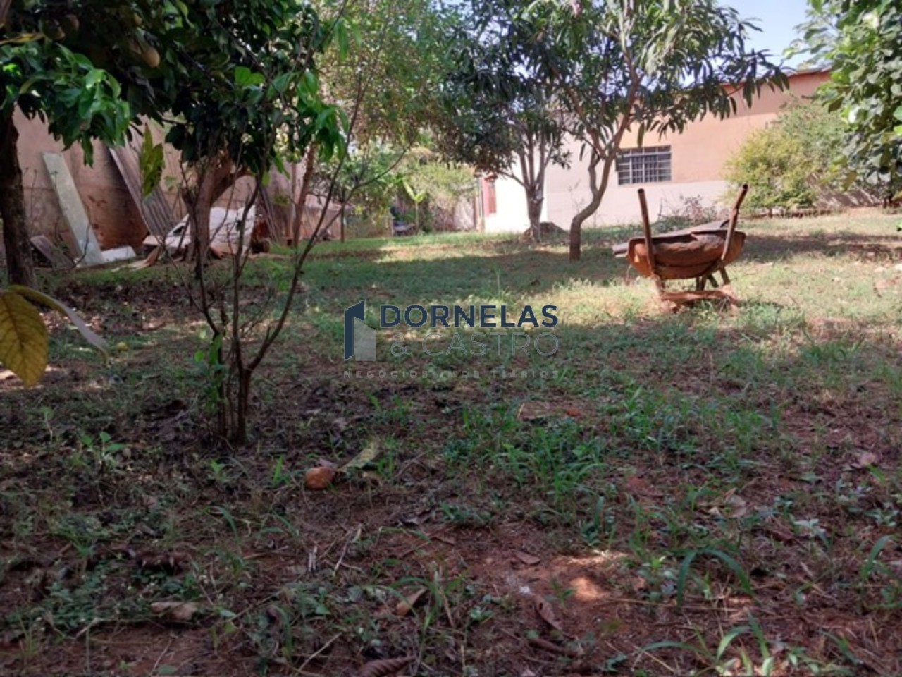 Casa colonial terreno de 726m² cond. Fechado no guarapark pertinho da eptg