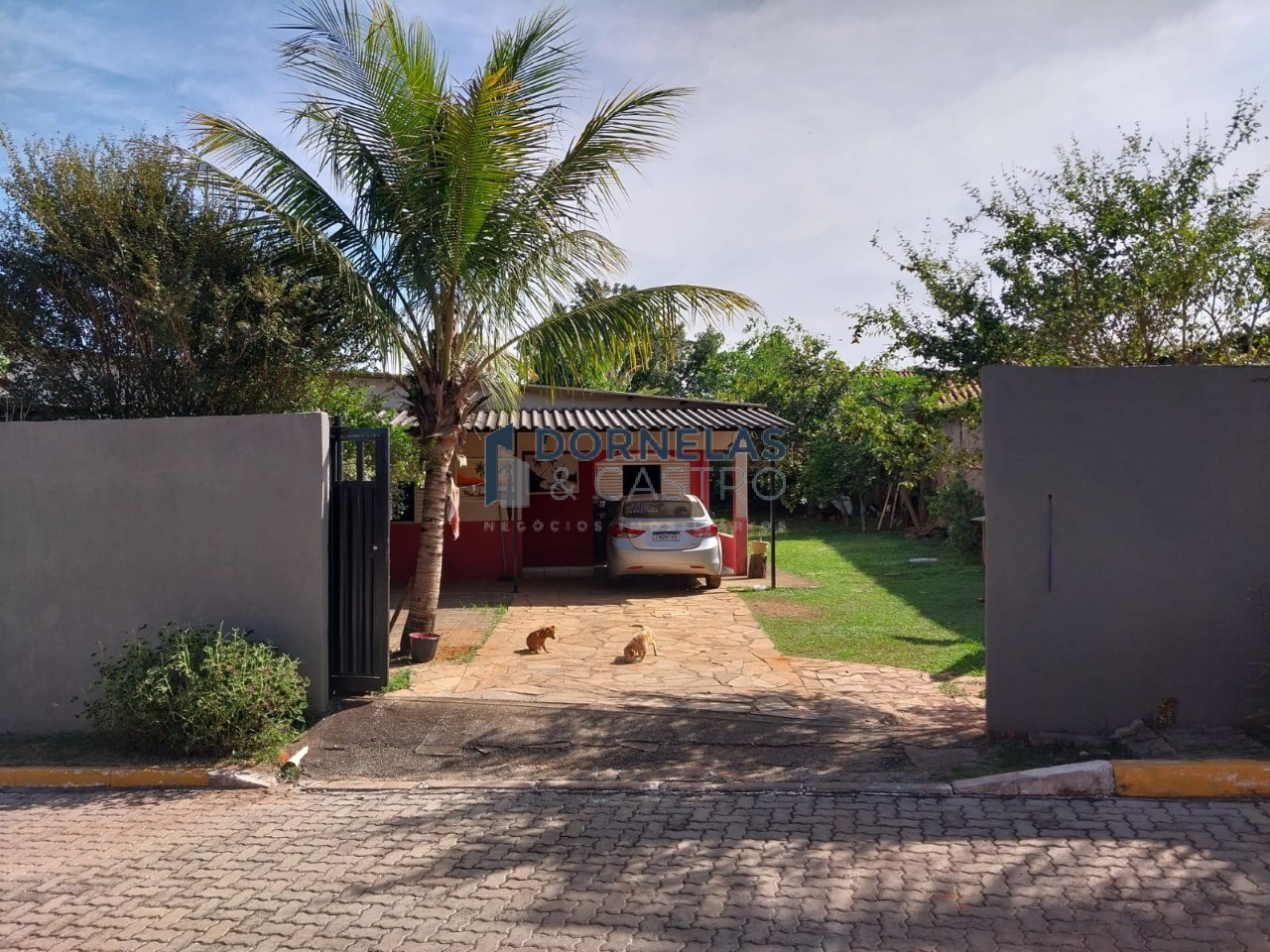 Casa colonial terreno de 726m² cond. Fechado no guarapark pertinho da eptg