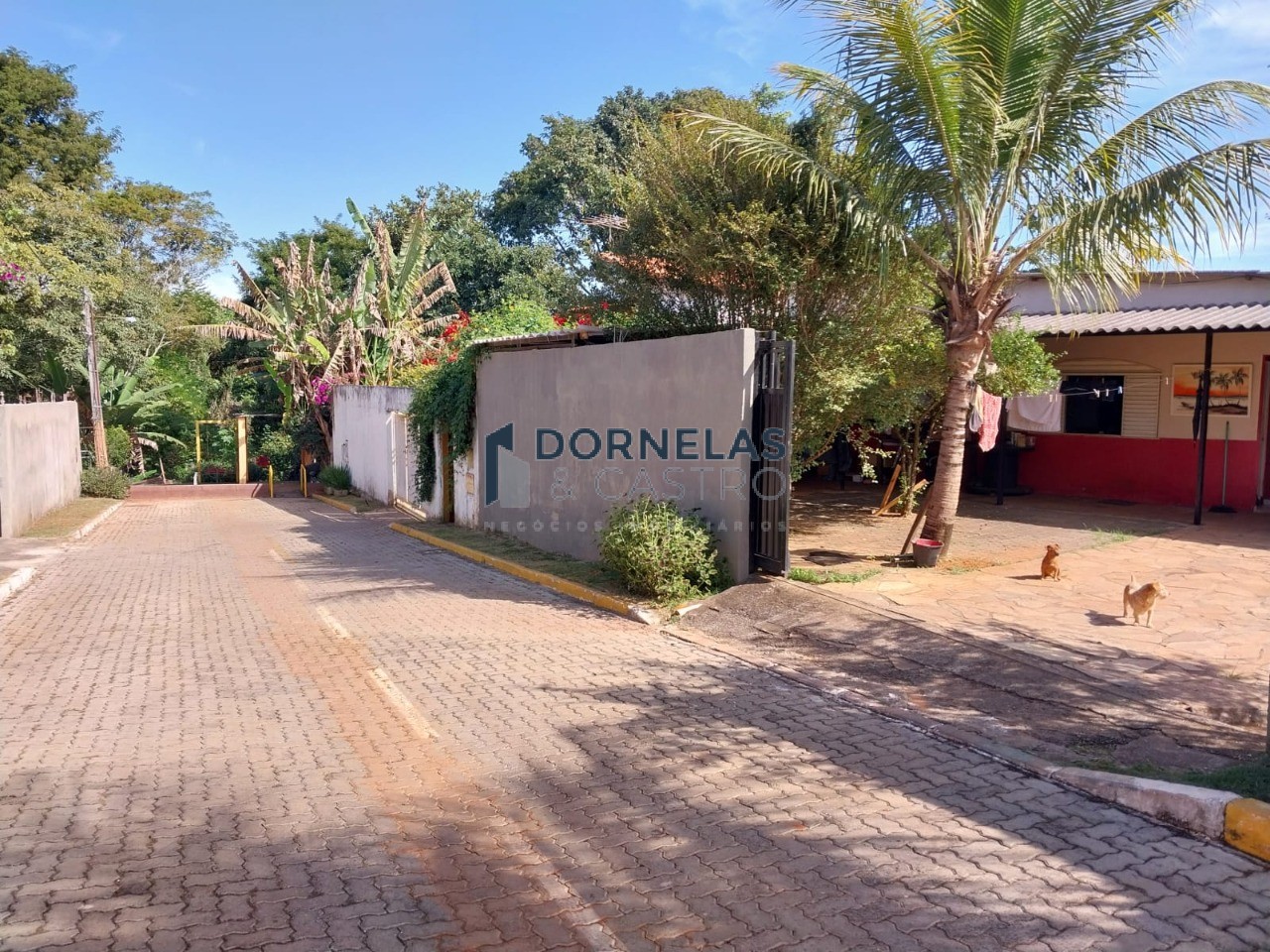 Casa colonial terreno de 726m² cond. Fechado no guarapark pertinho da eptg