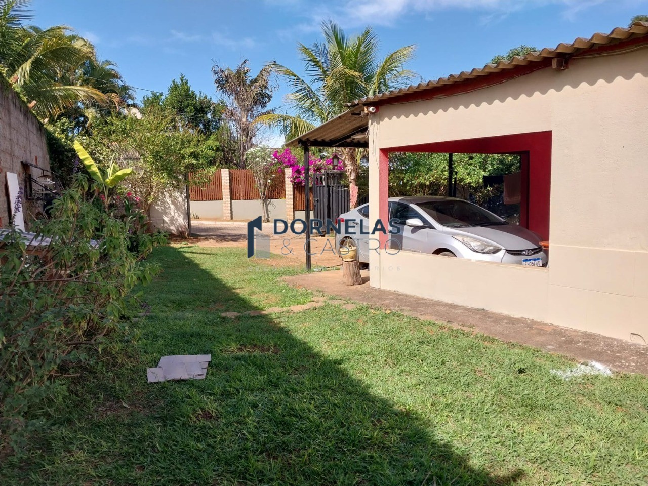 Casa colonial terreno de 726m² cond. Fechado no guarapark pertinho da eptg