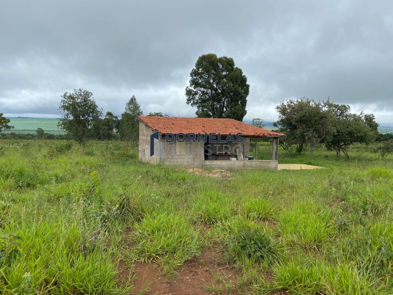 Muito barato!! chácara com 20.300m² a apenas 3km da cachoeir