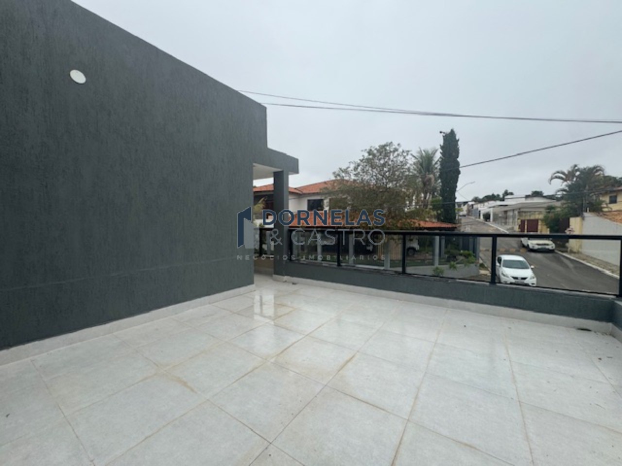 Casa top quitada e escriturada rua 1 jockey á 300 metros da via eptg cond. Fechado alto padrão portaria 24 horas