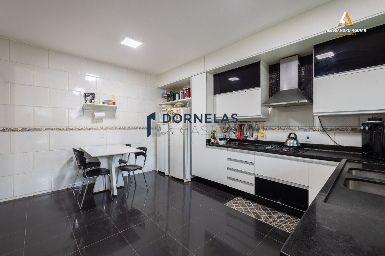 Casa térrea em arniqueira terreno de 950m² estuda troca - va