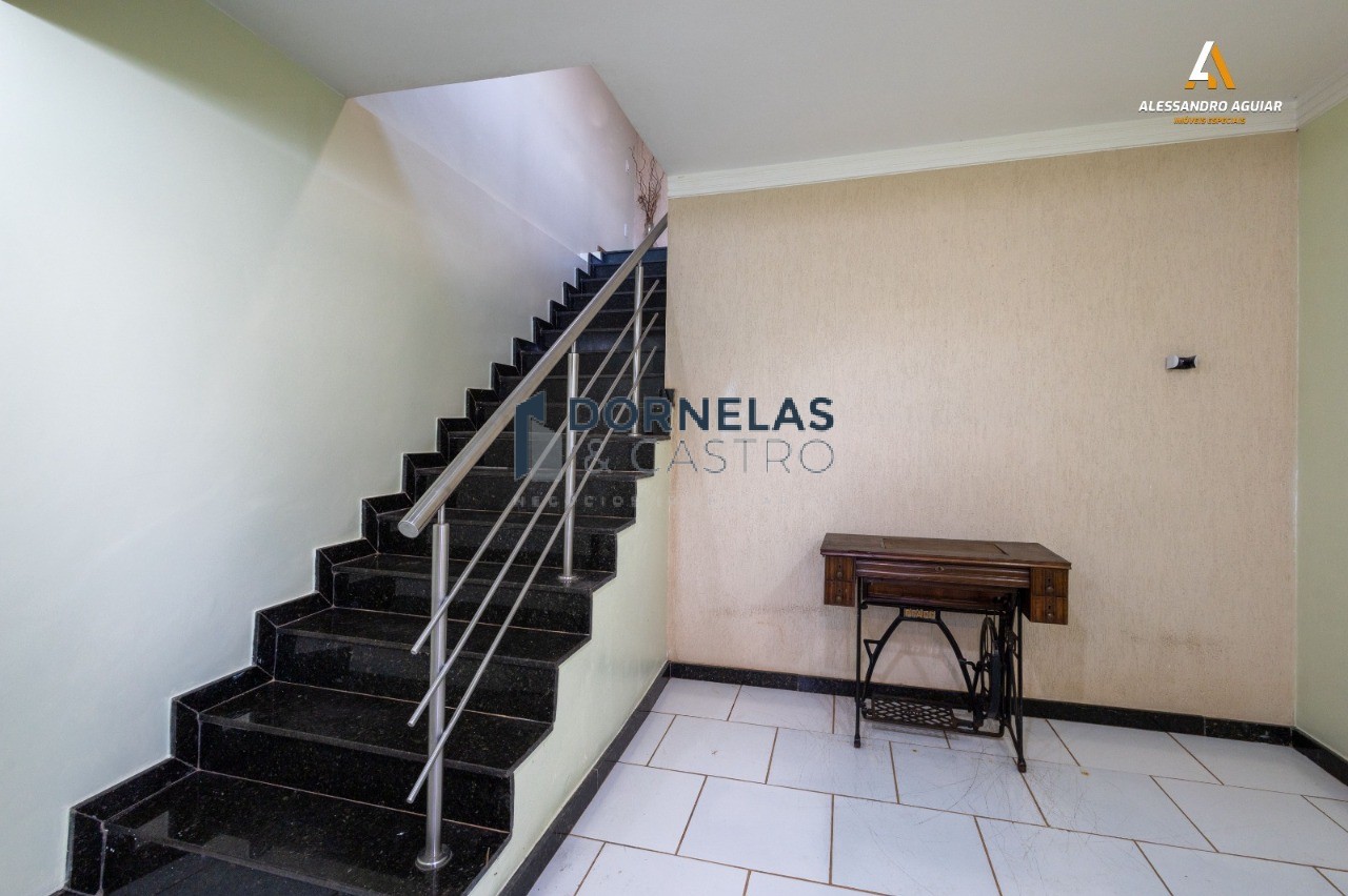 Casa térrea em arniqueira terreno de 950m² estuda troca - va