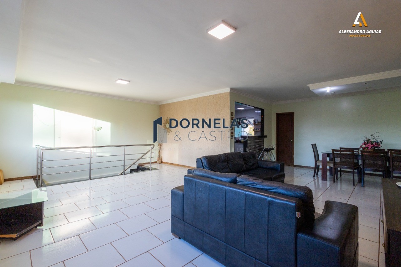 Casa térrea em arniqueira terreno de 950m² estuda troca - va