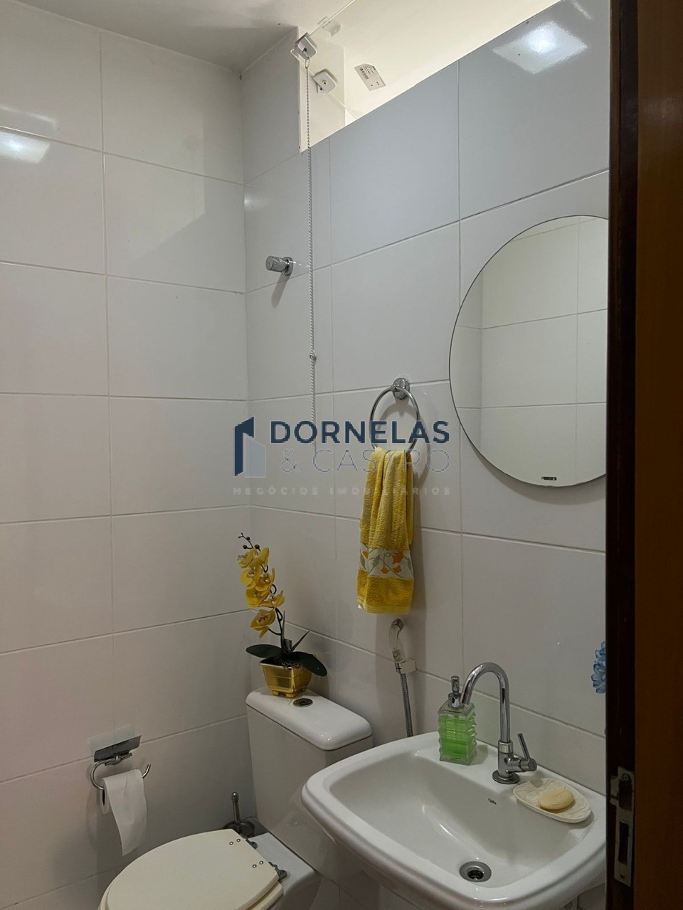 Qe 17 guará ii casa térrea 3 suítes terreno 200,00m² aceita fgts e financiamento bancário