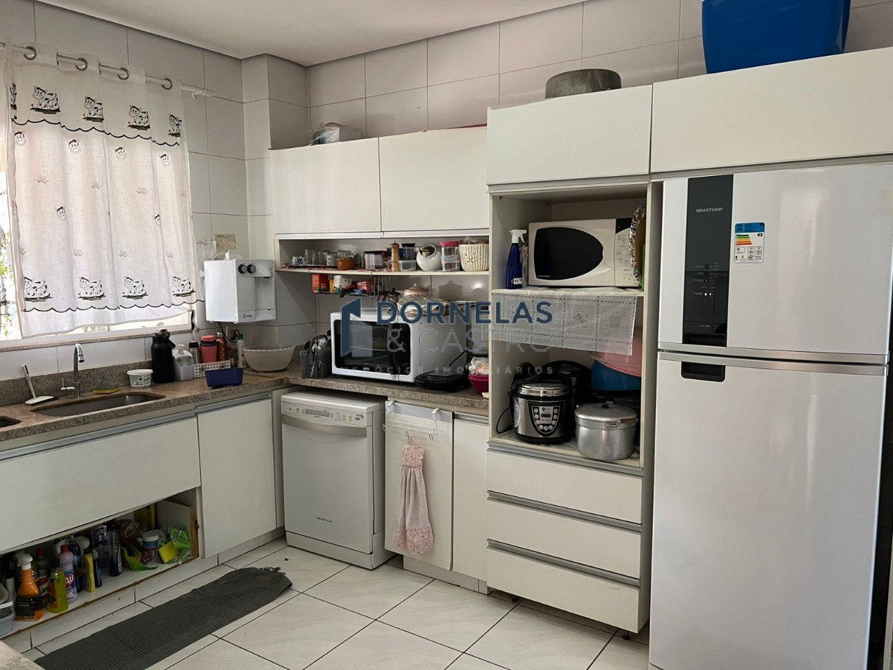 Qe 17 guará ii casa térrea 3 suítes terreno 200,00m² aceita fgts e financiamento bancário