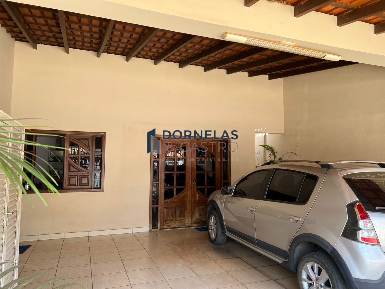 Qe 17 guará ii casa térrea 3 suítes terreno 200,00m² aceita fgts e financiamento bancário