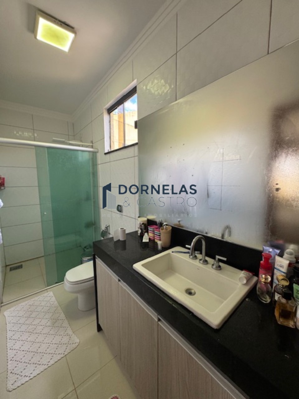Imóvel versátil comercial e residencial já escriturado, loja na frente e casa nos fundos, estuda troca e pega carro vereda da cruz