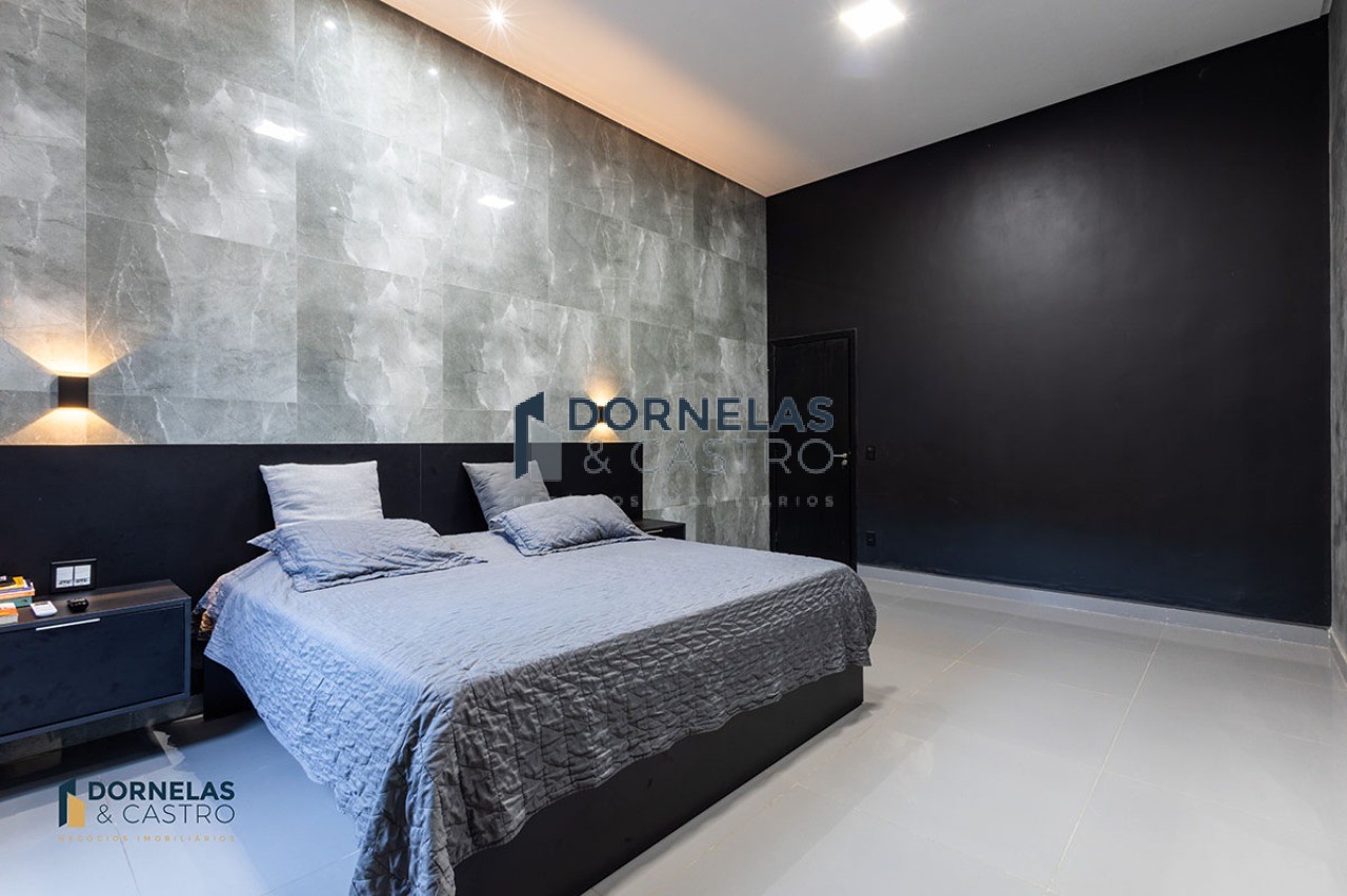 Casa térrea dentro de condomínio fechado no jardim botânico - condomínio privê morada sul etapa a