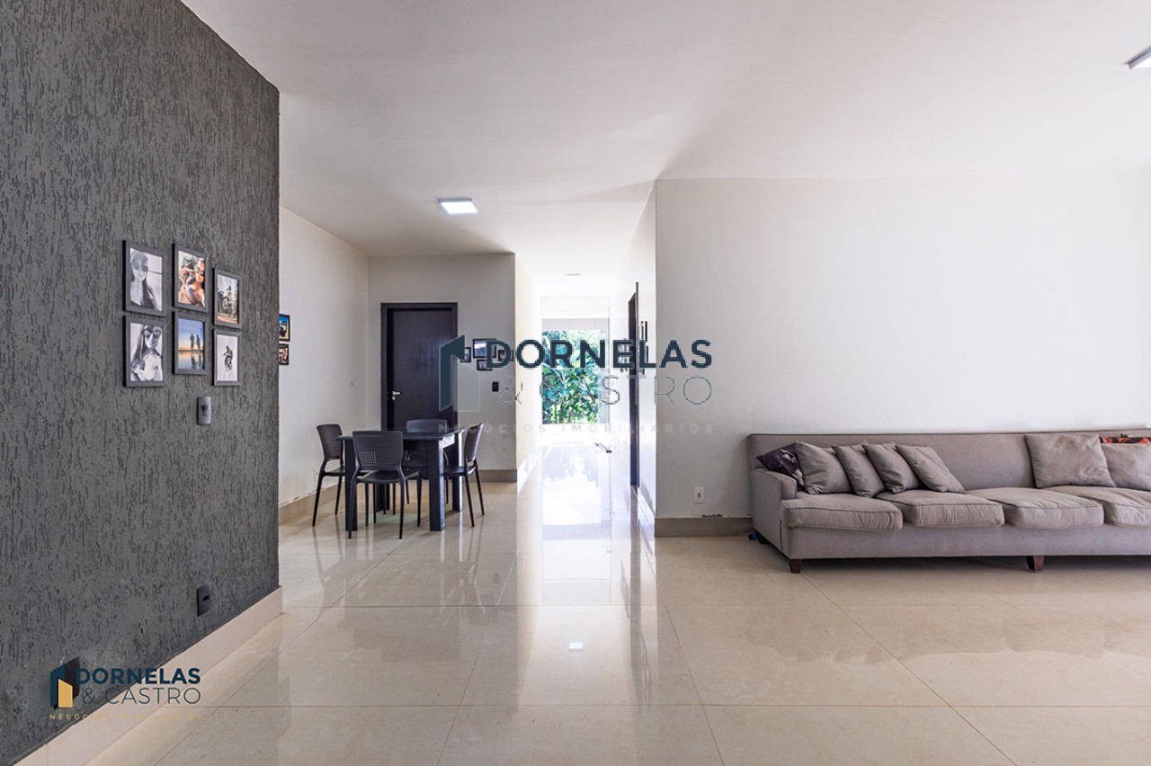 Casa térrea dentro de condomínio fechado no jardim botânico - condomínio privê morada sul etapa a