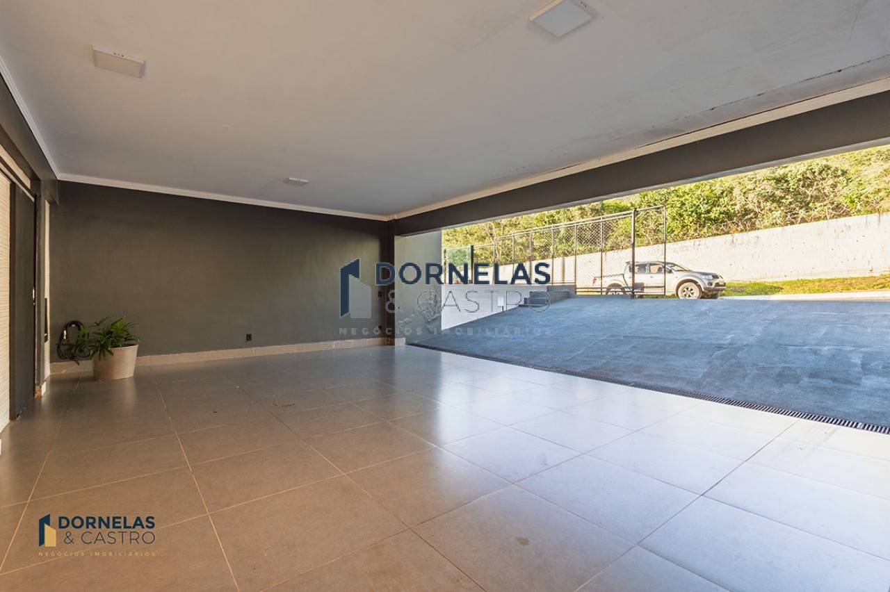 Casa térrea dentro de condomínio fechado no jardim botânico - condomínio privê morada sul etapa a