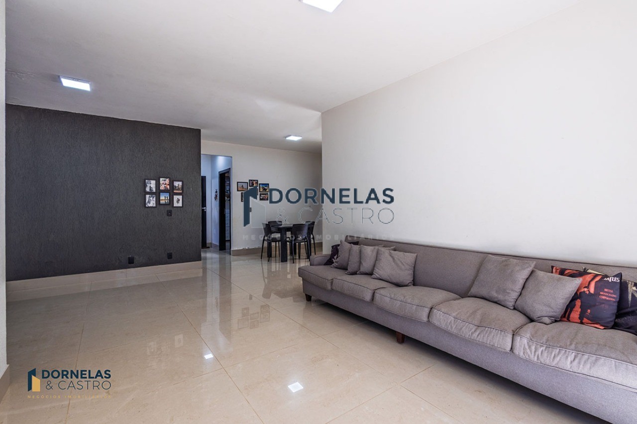 Casa térrea dentro de condomínio fechado no jardim botânico - condomínio privê morada sul etapa a