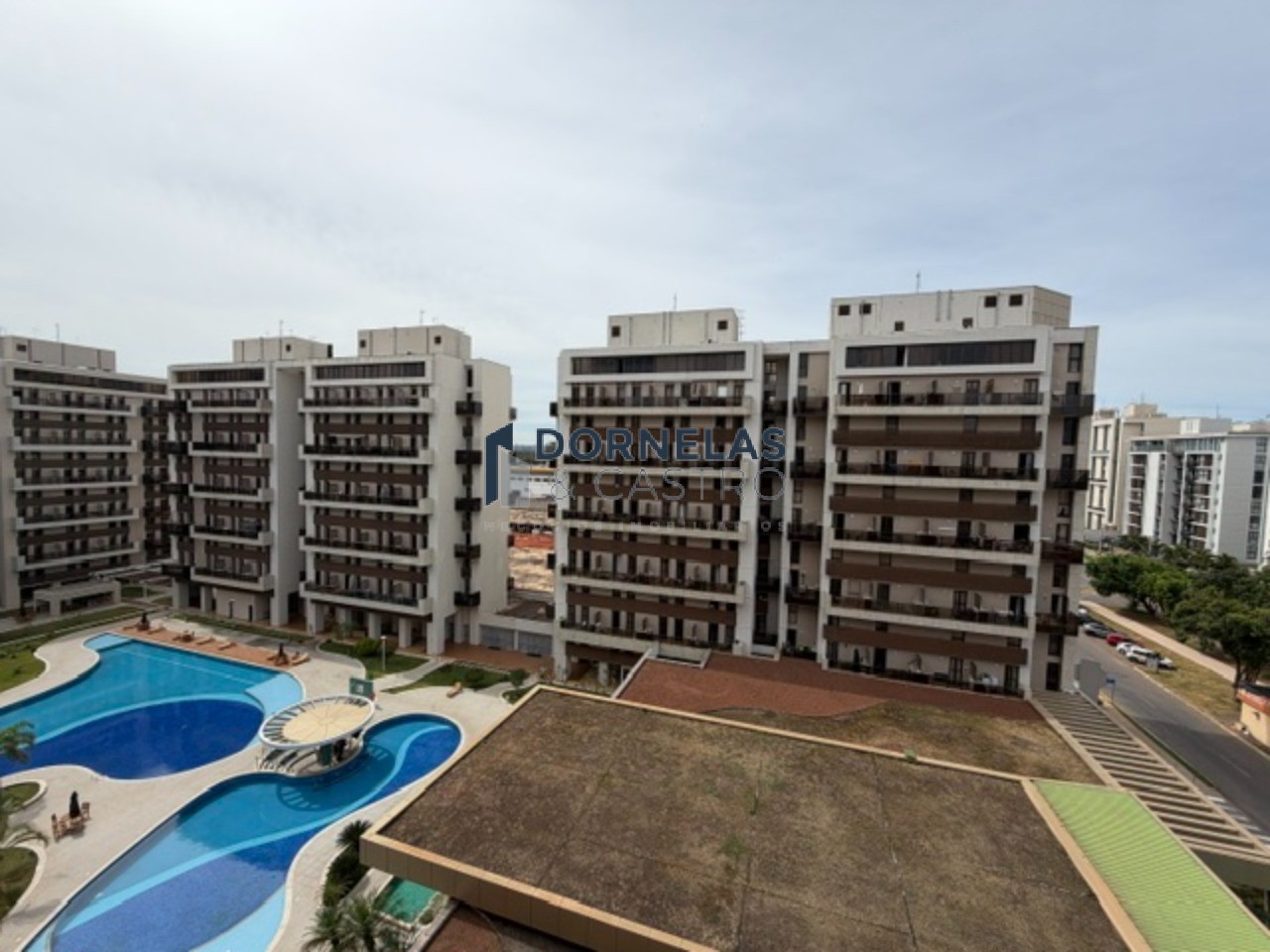 Duplex no venice park no park sul com 2 banheiros e repleto 