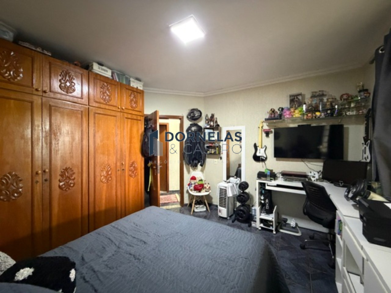 Casa colonial cond. Fechado no guará terreno de 778,00m² fácil saída para eptg