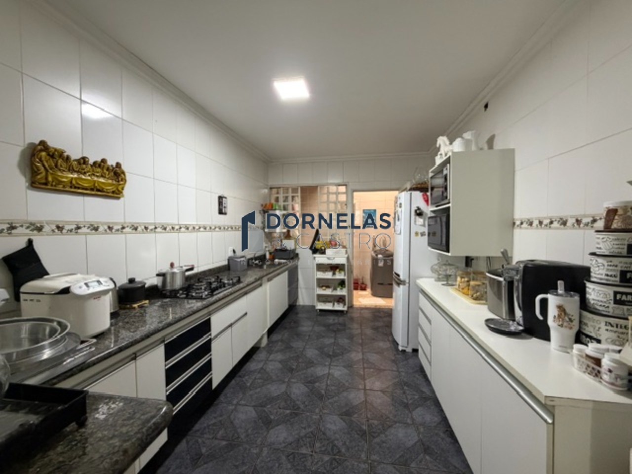 Casa colonial cond. Fechado no guará terreno de 778,00m² fácil saída para eptg