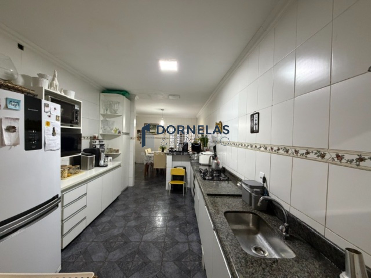 Casa colonial cond. Fechado no guará terreno de 778,00m² fácil saída para eptg