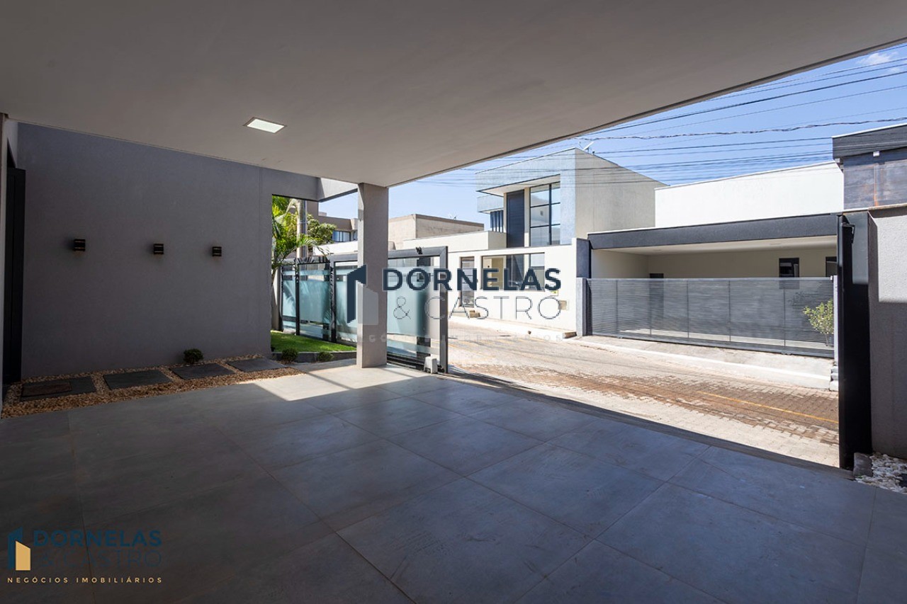 Casa alto padrão no guarapark condomínio fechado lazer com piscina