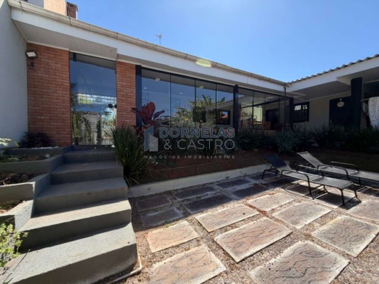 Casa térrea condomínio fechado guara park 4 quartos terreno 733m² no guará ii