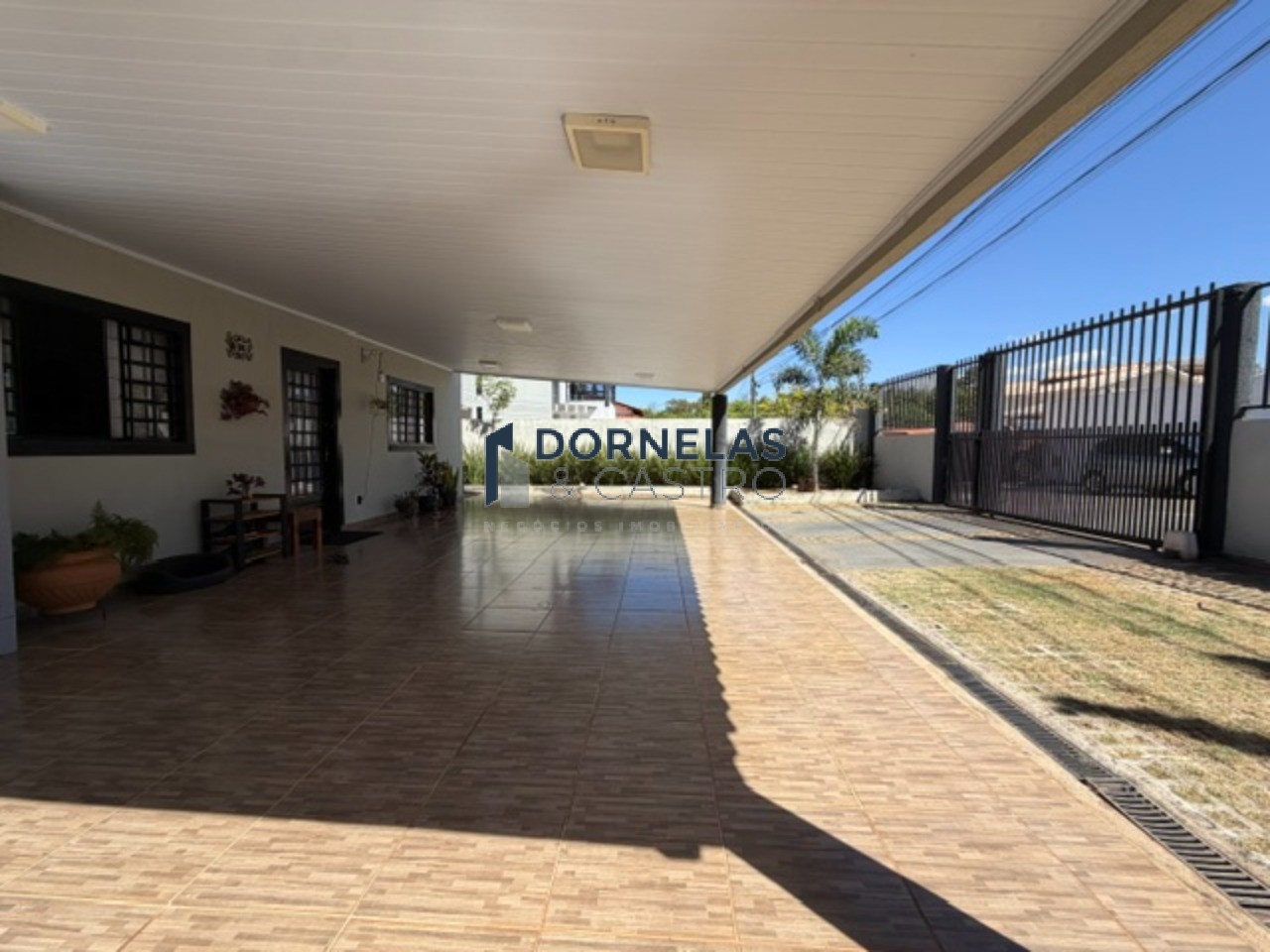 Casa térrea condomínio fechado guara park 4 quartos terreno 733m² no guará ii